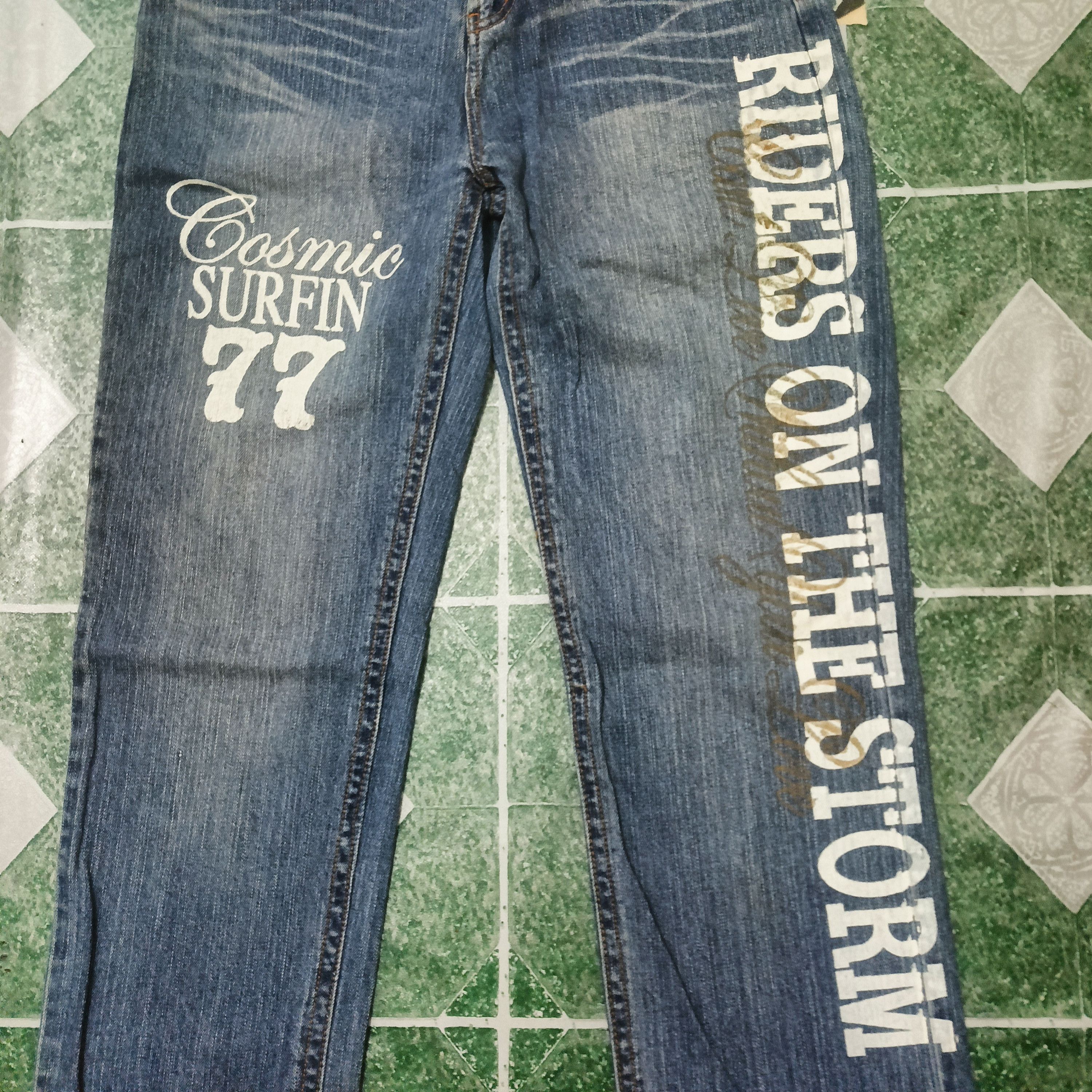 In The Attic 90s In the attic jeans rare patches code No 8370 A Size US 31 - 2 Thumbnail