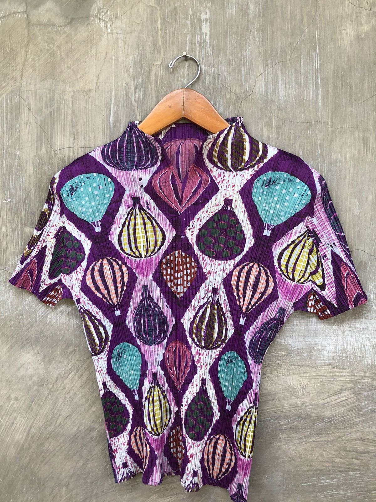Issey Miyake Issey Miyake Pleats Please Air Balloons Women Tops Size M / US 6-8 / IT 42-44 - 2 Thumbnail