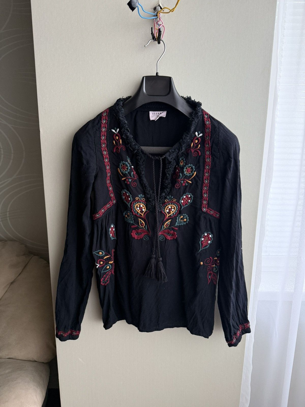 Sezane SéZane black blouse sezane embroidered Size 38 Size M / US 6-8 / IT 42-44 - 1 Thumbnail