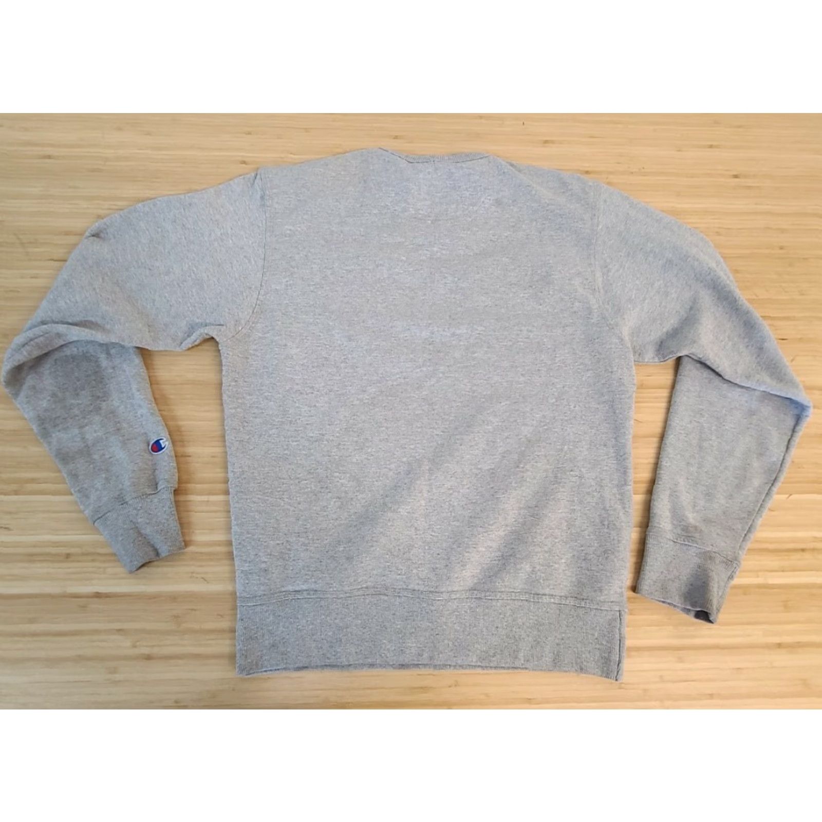 Champion Champion Sweatshirt Crewneck Logo Distressed Stained Sz S Gray Men Regular Shortened Size Small Distressed and Stained Size US S / EU 44-46 / 1 - 5 Thumbnail