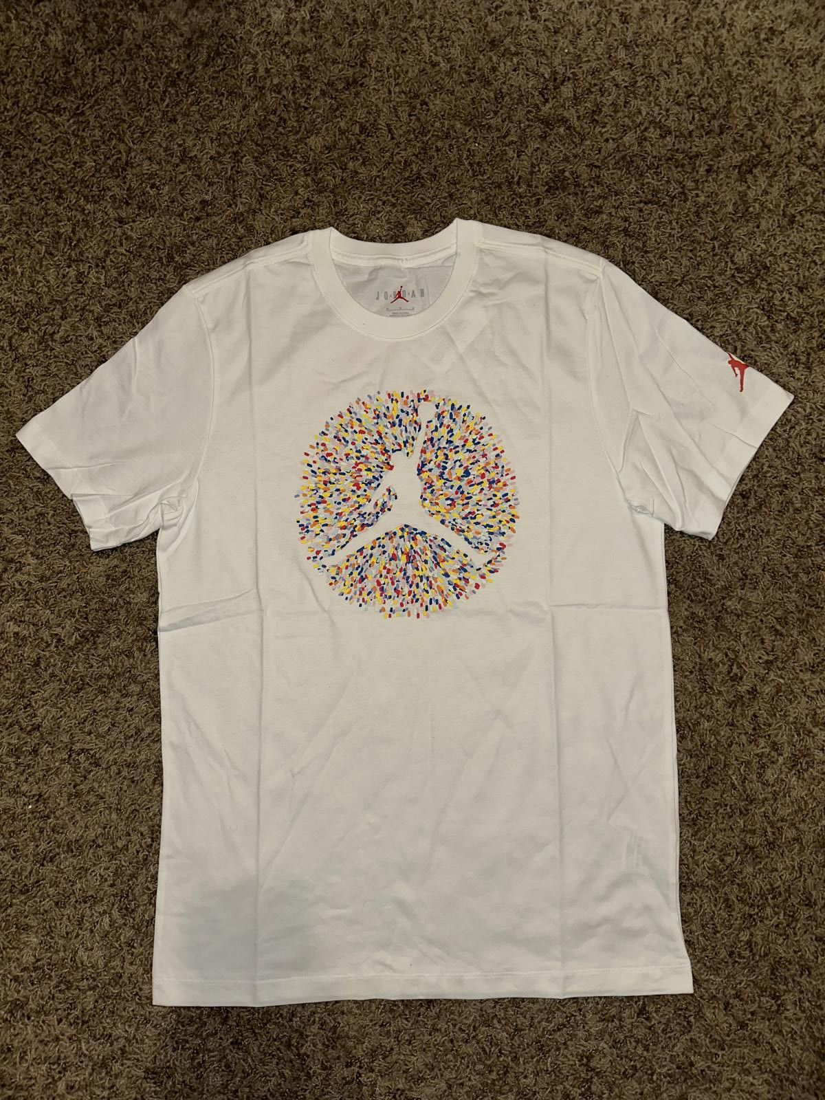 Designer Jordan Flight Essentials Pointillism Logo Graphic T-Shirt Sample Size US M / EU 48-50 / 2 - 1 Thumbnail