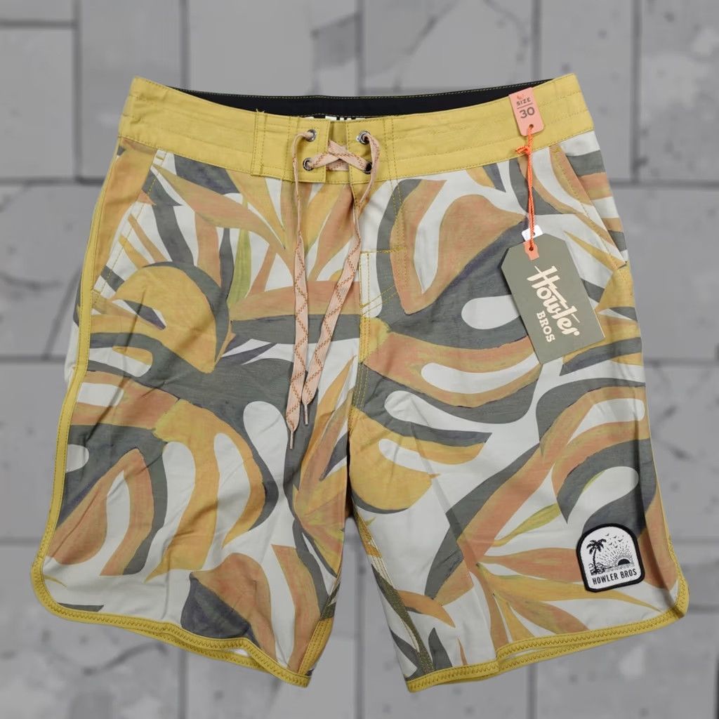 Howler Brothers Howler Brothers Board Shorts Bruja Monstera Mash Swim Surf Hawaiian Size 30 Mens Regular Multicolor Quick Dry Pockets Lightweight Stretch Size US 30 / EU 46 - 1 Thumbnail