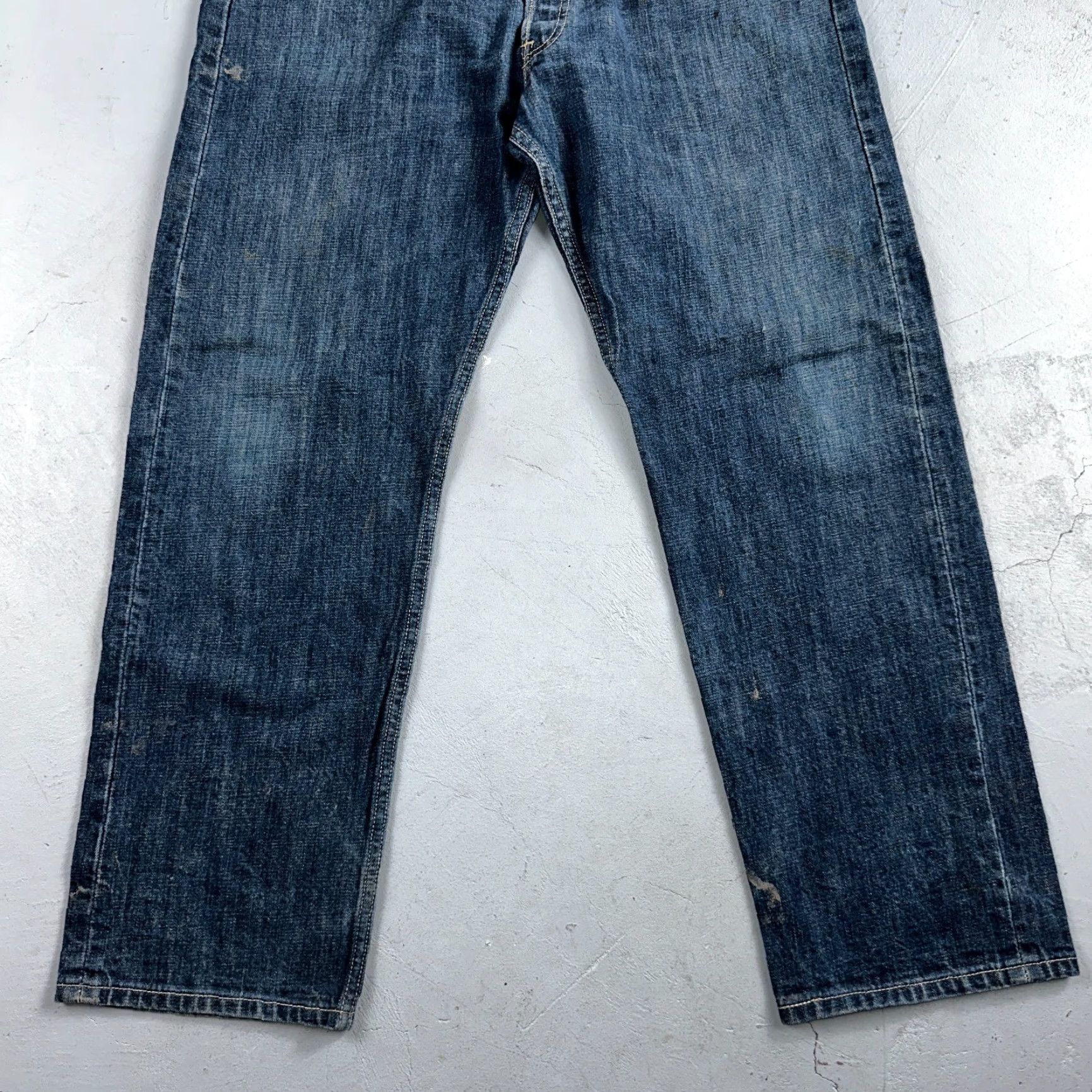 Levi's VINTAGE Levi's 501 Straight Jeans Blue 38x32 Regular Regular Men 90s Denim Levi's 501 Series 5-Pocket Design Wool? No. Size US 38 / EU 54 - 3 Thumbnail