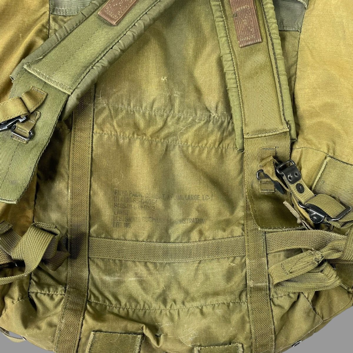 Vintage Vintage U.S. military combat field pack back pack Size ONE SIZE - 6 Thumbnail