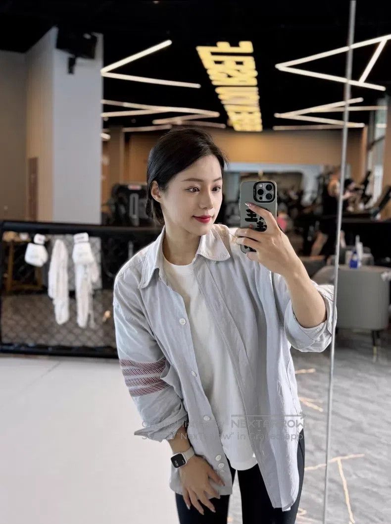 Thom Browne Thom Browne Shirt Size XS / US 0-2 / IT 36-38 - 9 Thumbnail