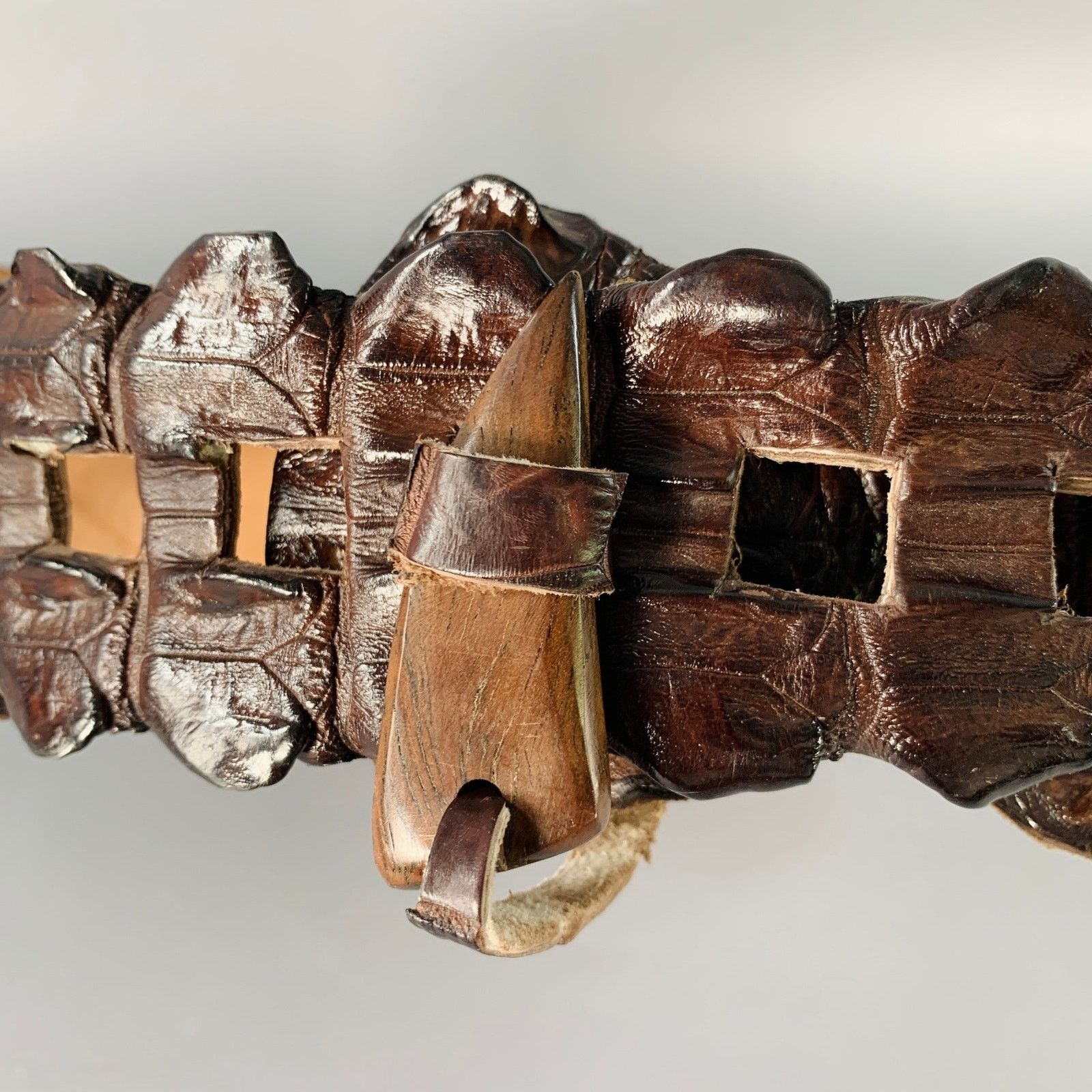 Vintage VINTAGE Brown Crocodile Leather Belt Size ONE SIZE - 5 Thumbnail