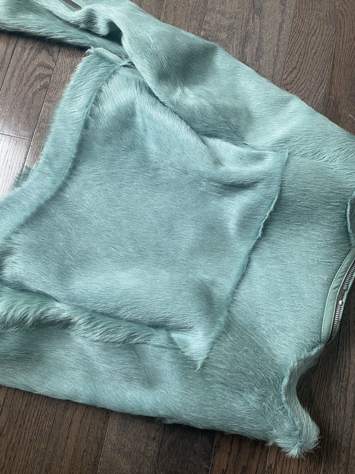 Rick Owens RICK OWENS FW22 TEC SHOULDERS KLAUS PONYHAIR COW FUR JACKET Size US L / EU 52-54 / 3 - 9 Thumbnail