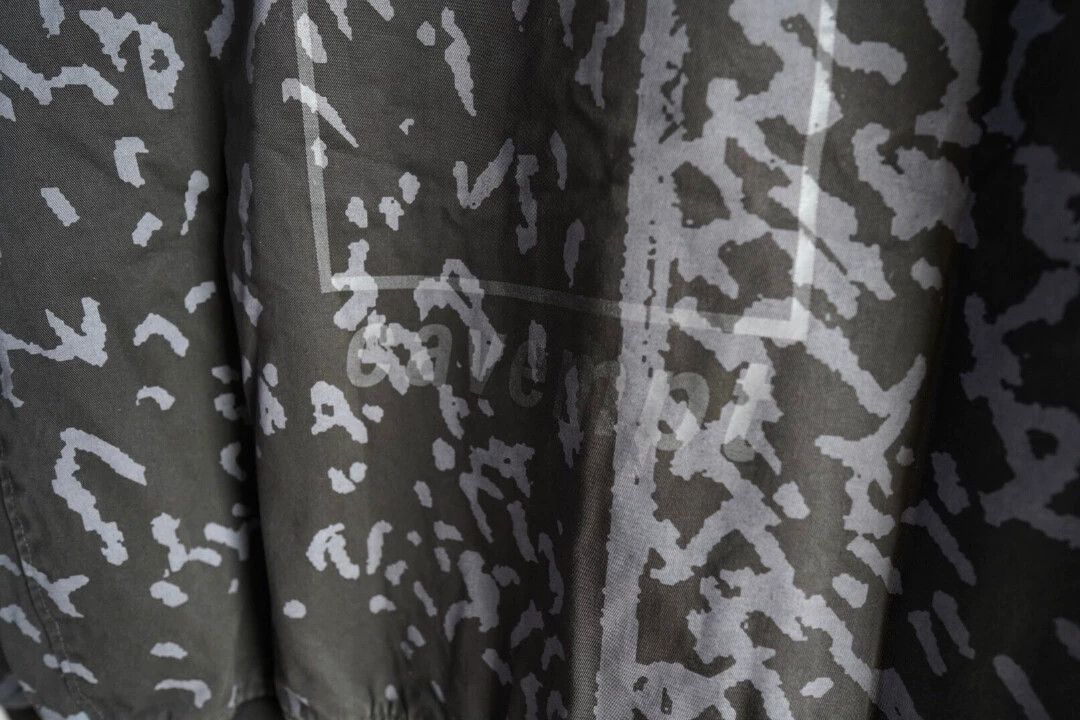 Cav Empt C.E Rare Stiff Hidden Back Logo Jkt Size 54/126/67 Size US L / EU 52-54 / 3 - 5 Thumbnail