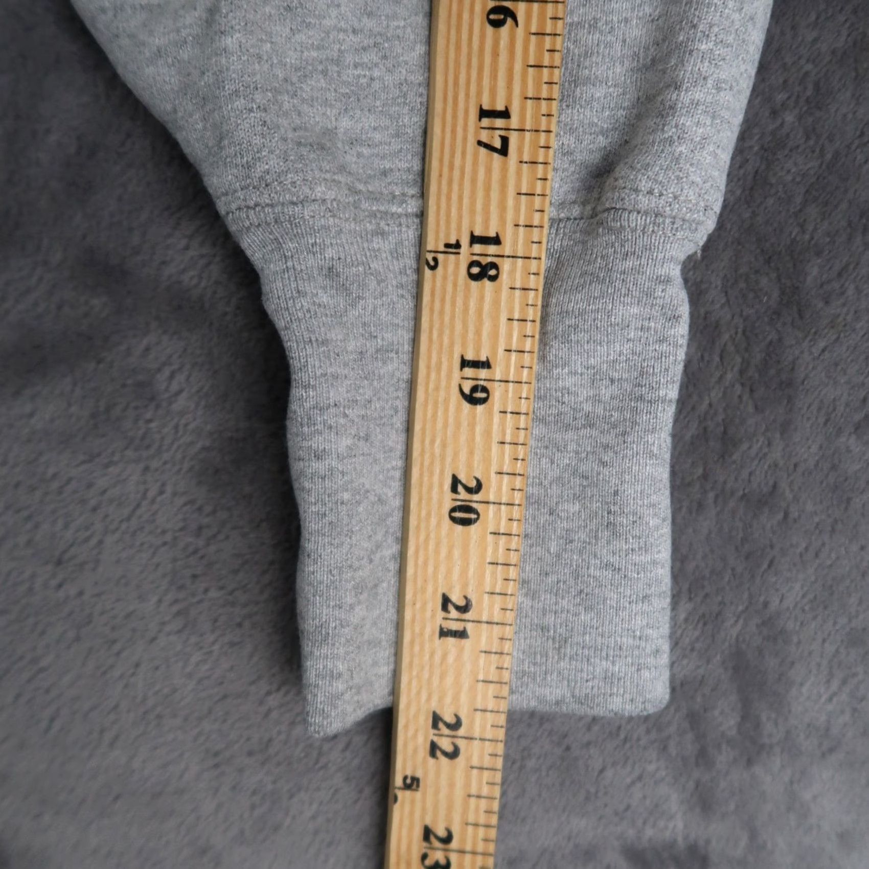 Champion VINTAGE Champion Reverse Weave Sweatshirt Cardigan L Gray USA Size US L / EU 52-54 / 3 - 7 Thumbnail