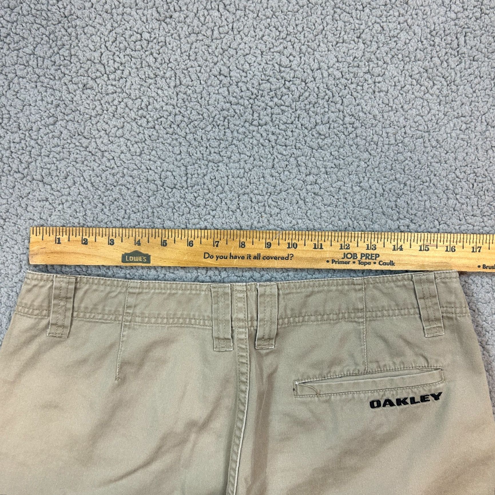 Oakley VINTAGE Oakley Cargo Shorts Mens 33 Beige Cargo Nylon Front Flat Front Pockets 90s Outdoor Sports Size US 33 - 7 Thumbnail