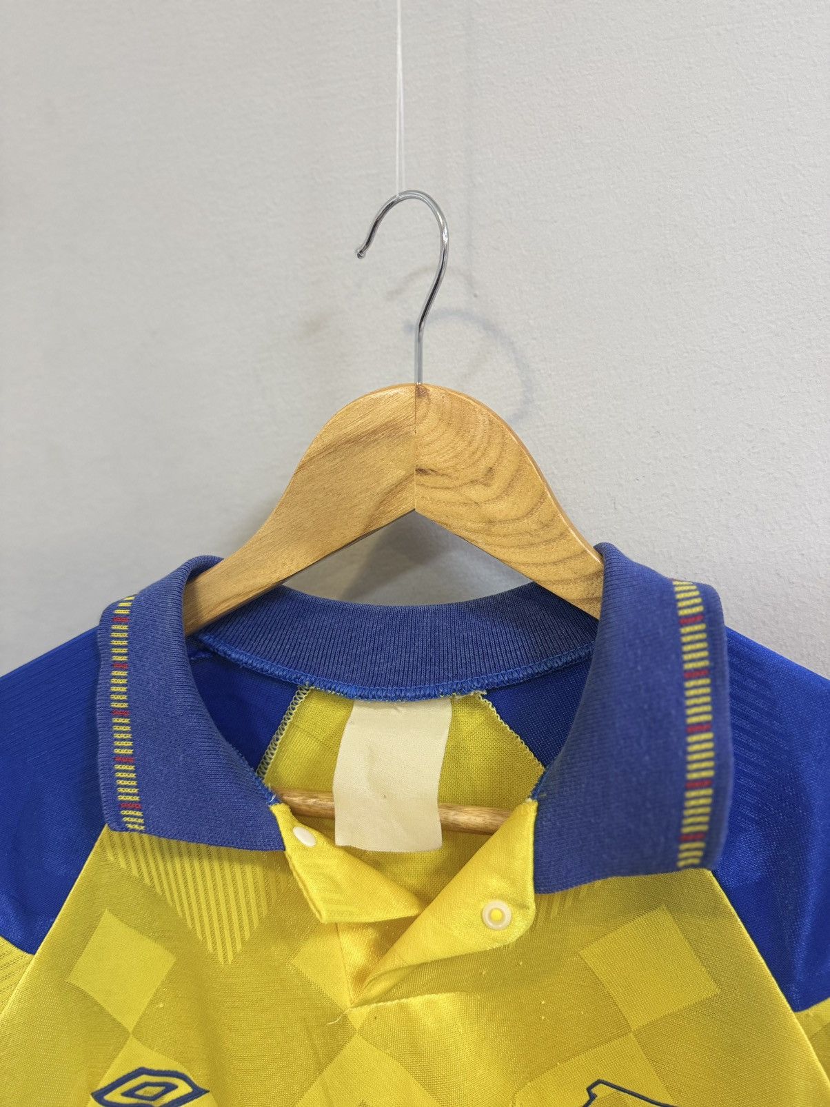 Umbro VINTAGE DERBY COUNTY 1992-1993 FOOTBALL AWAY SHIRT UMBRO Size US XL / EU 56 / 4 - 3 Thumbnail