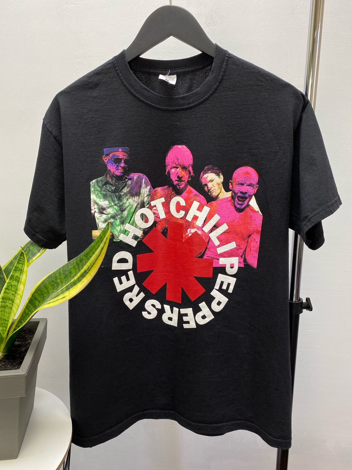 Band Tees × Vintage RHCP Red Hot Chili Peppers Tour 2019 Australia T Shirt Size US L / EU 52-54 / 3 - 6 Thumbnail