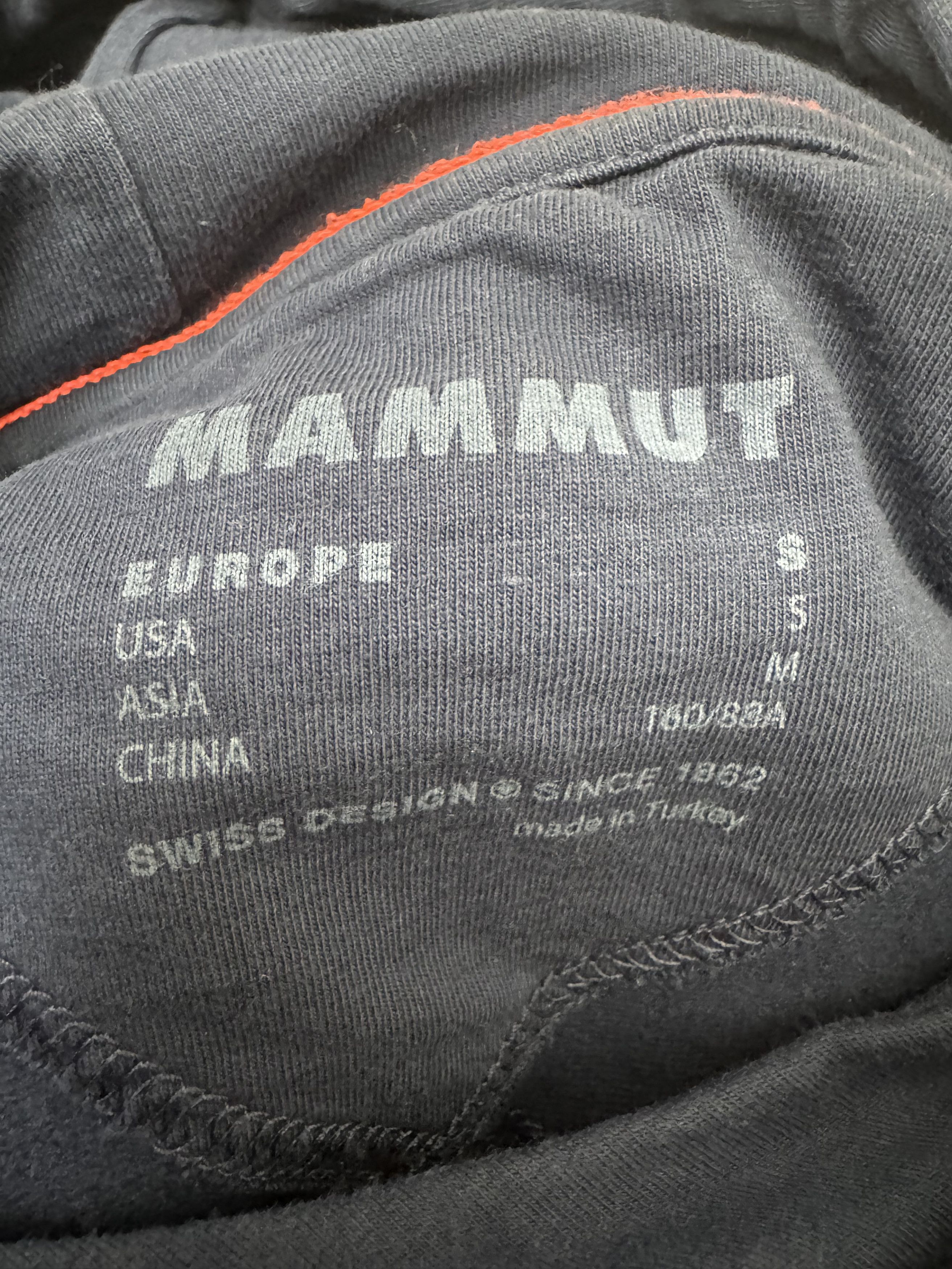 Mammut Mammut Blue Hoodie Size S Big Logo Size US S / EU 44-46 / 1 - 19 Thumbnail