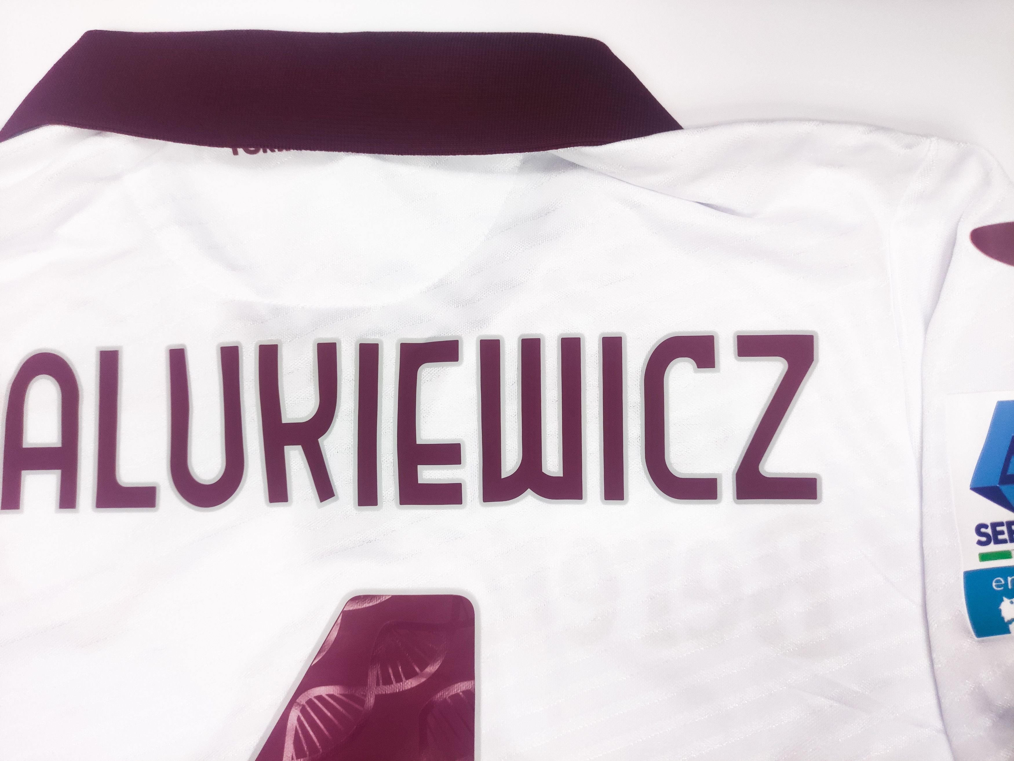 Joma Matchworn Walukiewicz #4 Torino 2024 2025 Joma Away Shirt Size US XL / EU 56 / 4 - 8 Thumbnail