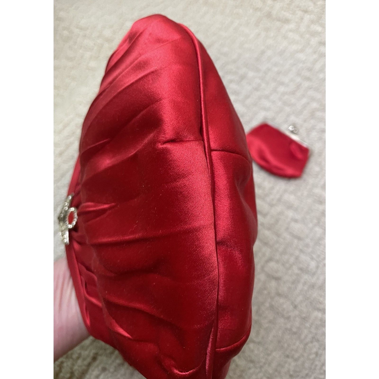Gucci Vintage Gucci Red Pleated Satin Evening Bag Handbag Clutch Size ONE SIZE - 10 Thumbnail
