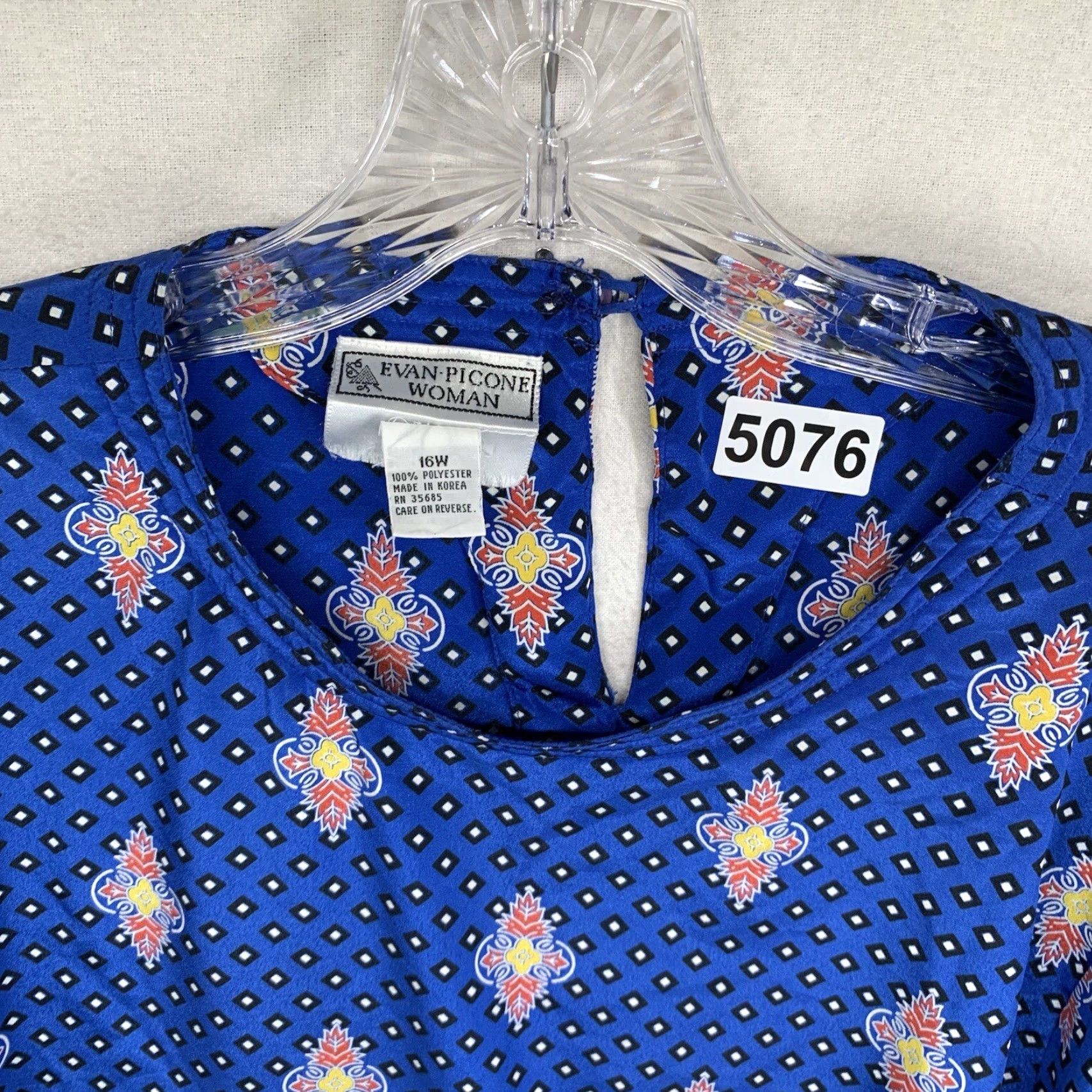 Evan Picone VINTAGE Evan Picone Women Top Size 16W Blue All Over Design Button Back EUC Size XXL / US 16-18 / IT 52-54 - 4 Thumbnail