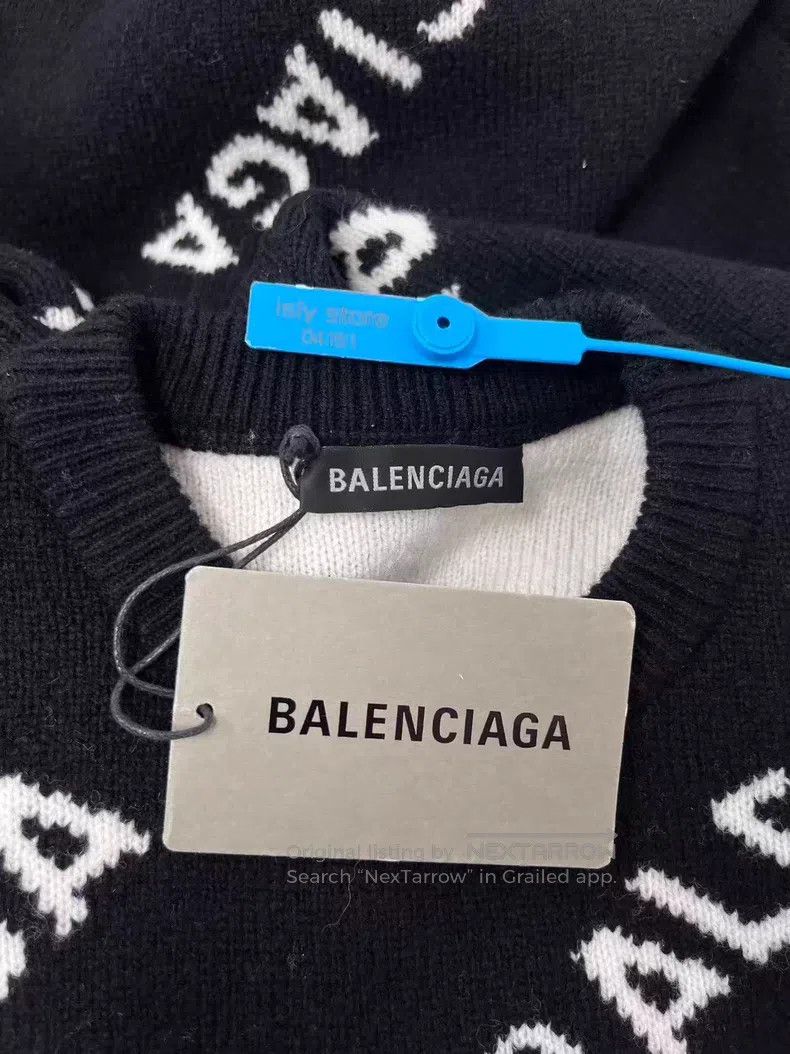Balenciaga Balenciaga Ribbed knit round neck logo intarsia crew neck Size S / US 4 / IT 40 - 5 Thumbnail