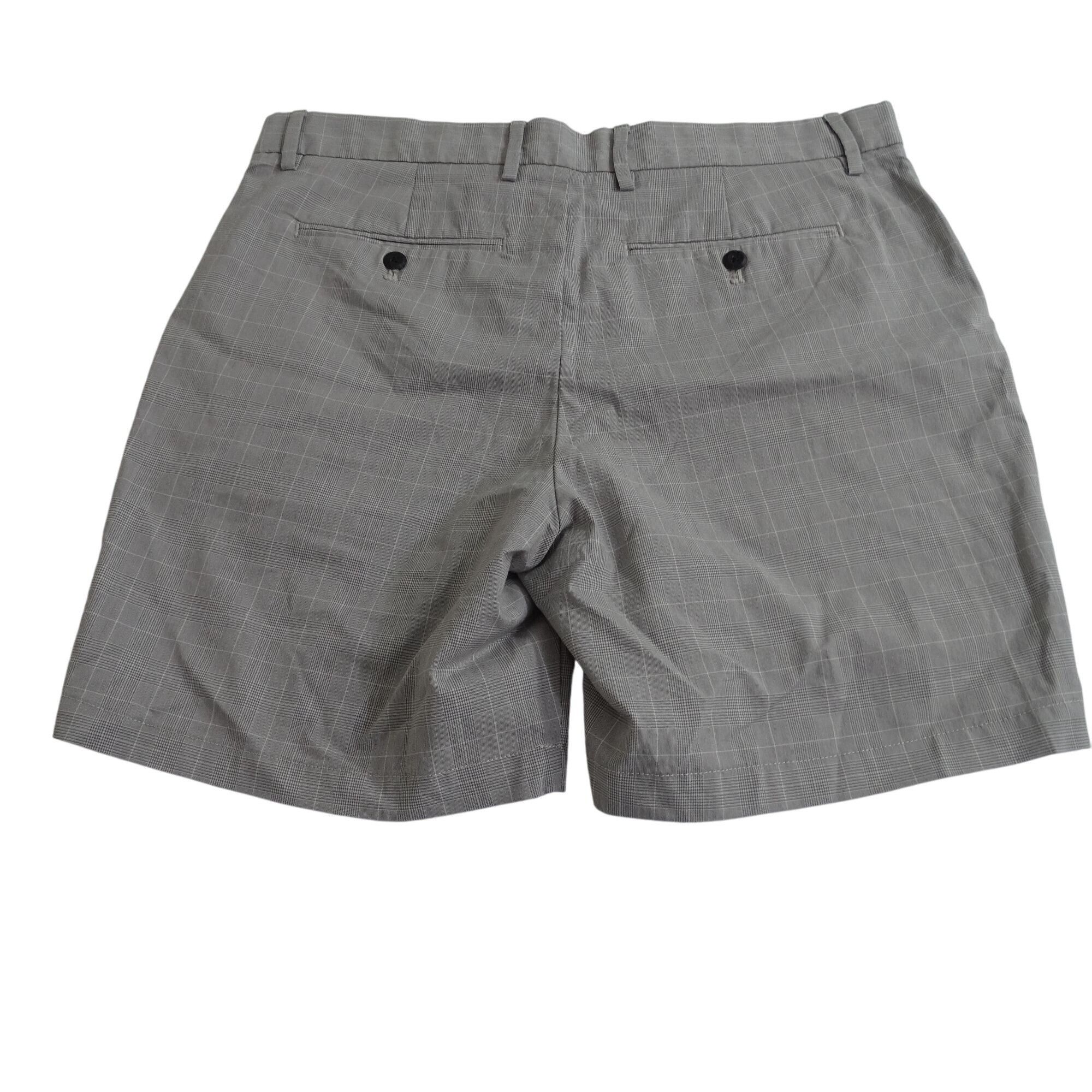 Banana Republic Banana Republic Grayson Grey Glen Plaid Shorts Men Size 33 Size US 33 - 3 Thumbnail