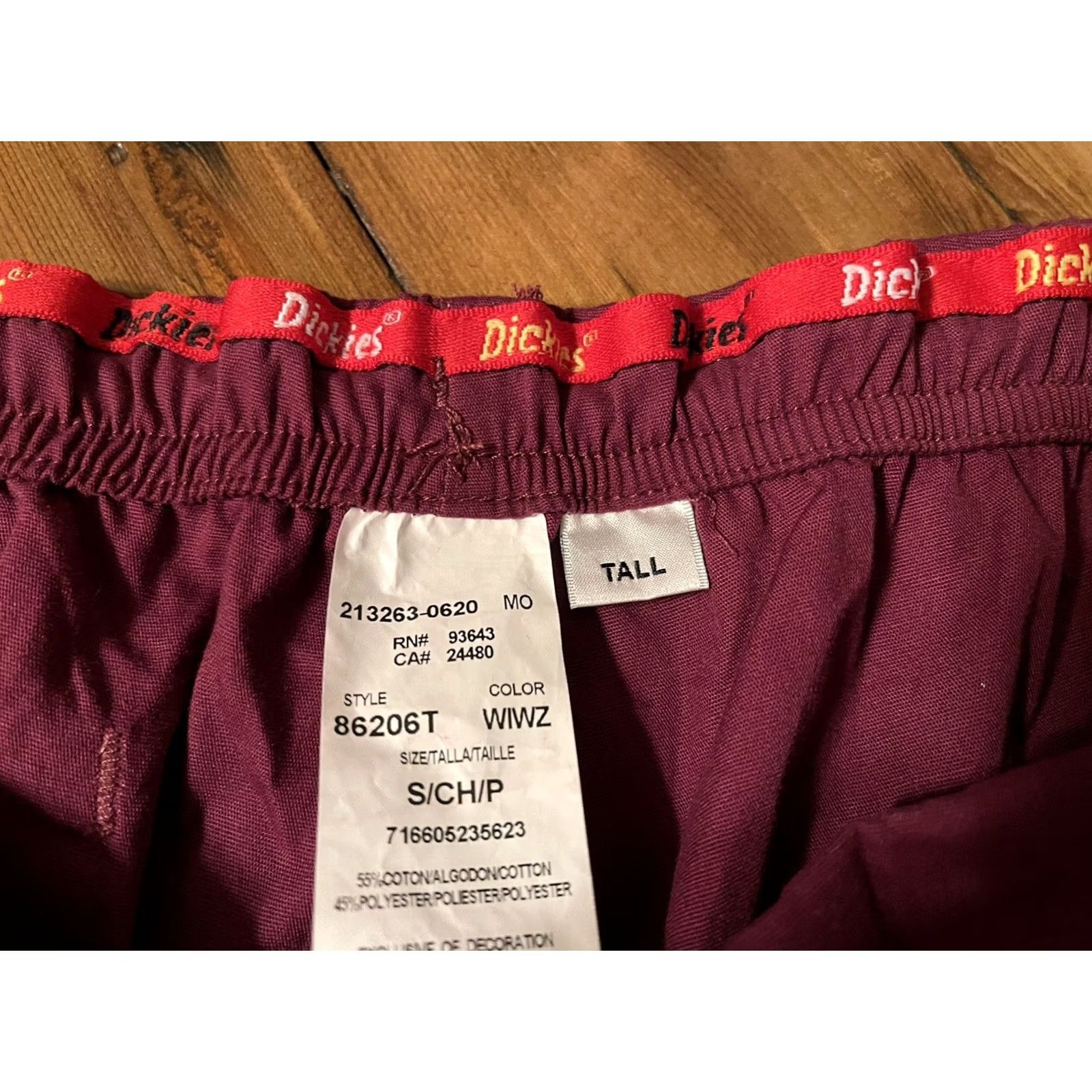 Dickies Dickies Women's Cargo Pant Wine Scrubs S Tall Mid Rise Drawstring 86206T Size 28" / US 6 / IT 42 - 6 Thumbnail