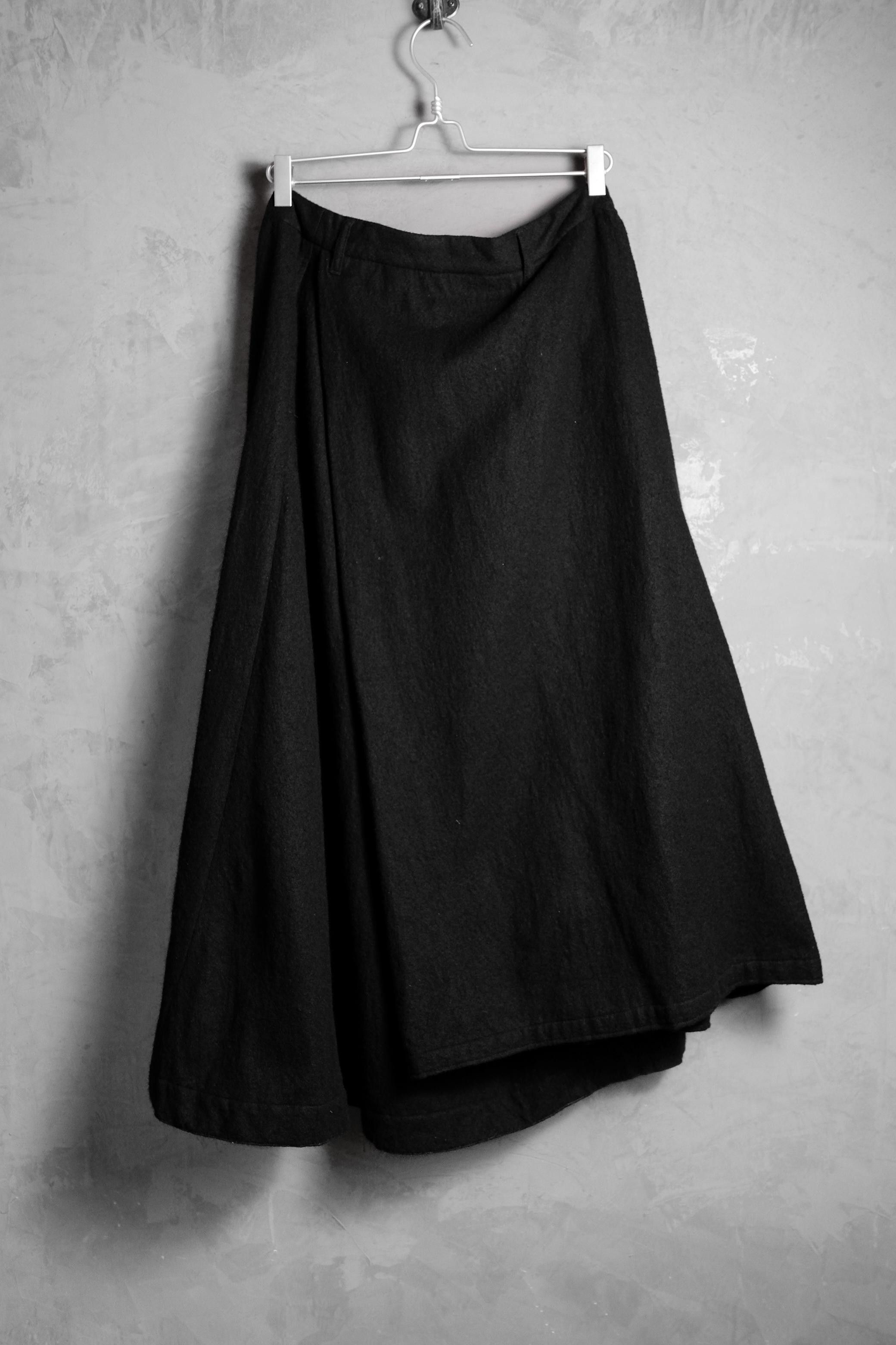 Julius JULIUS 13F/W Shrink Wool Skirt Pants Size US 32 / EU 48 - 4 Thumbnail