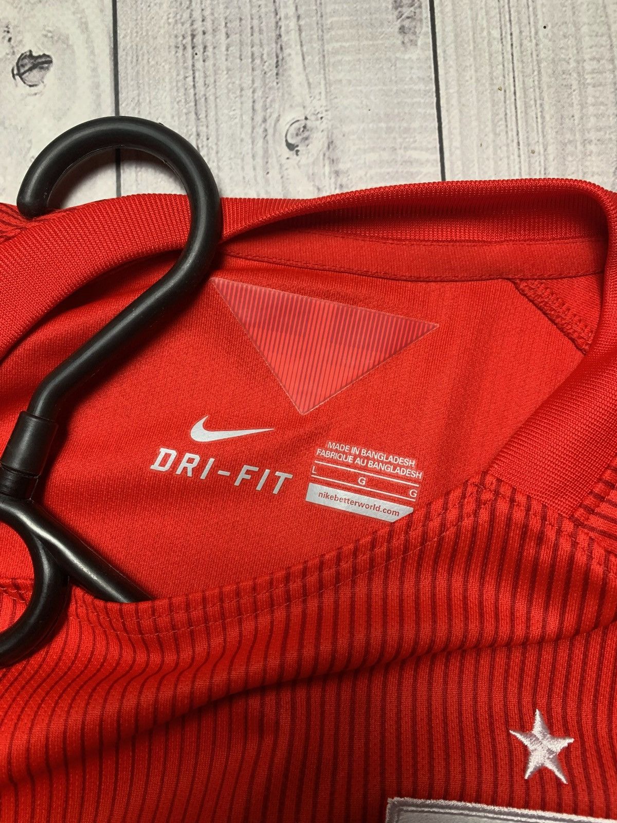 Nike × Vintage Vintage Nike England soccer jersey size L red logo Size US L / EU 52-54 / 3 - 3 Thumbnail
