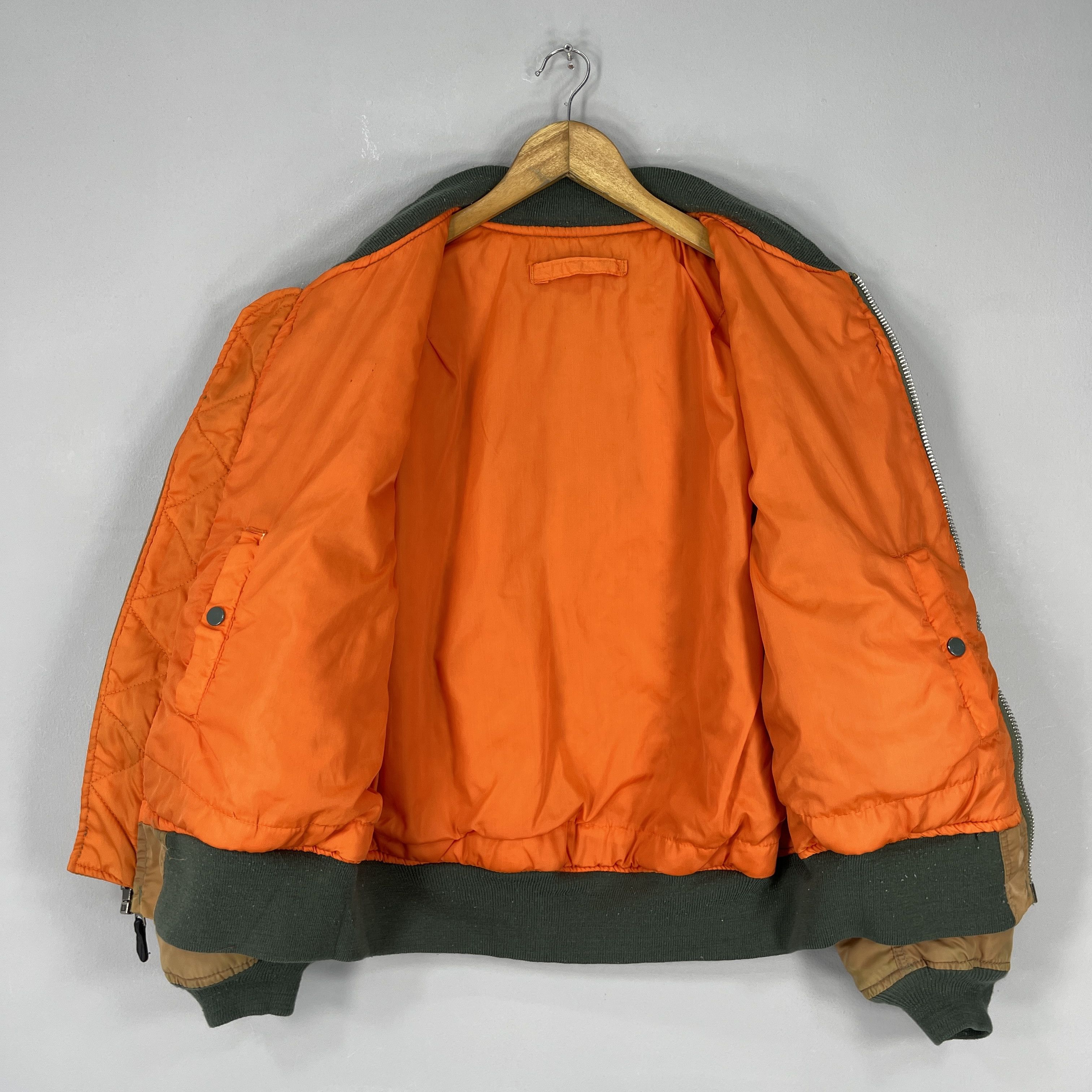Alpha Industries Vintage ALPHA INDUSTRIES Ma-1 Flight Distressed Jacket Size US M / EU 48-50 / 2 - 13 Thumbnail