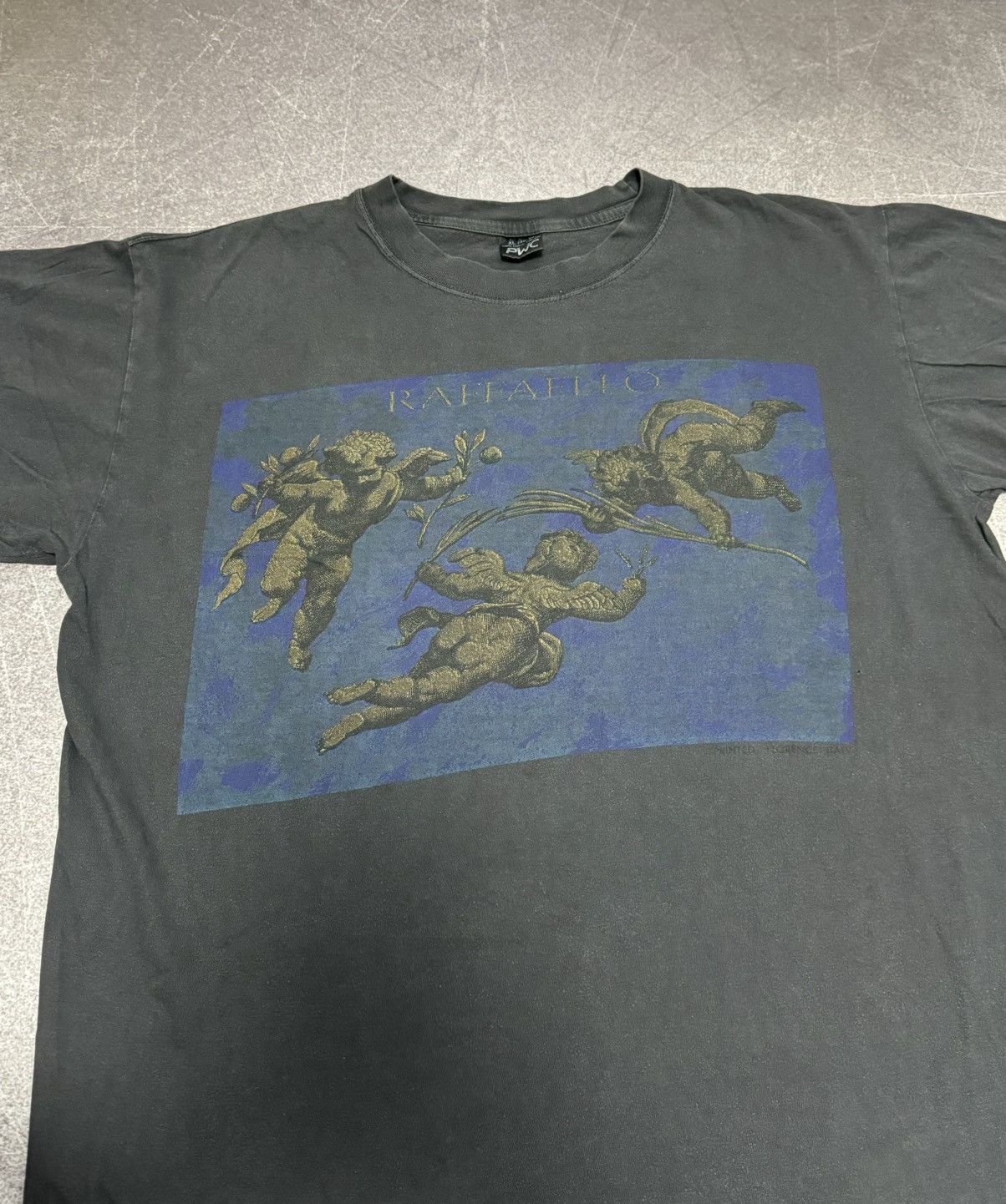 Vintage Vintage Raffaello Angels T Shirt Art Florence Italy Size US XL / EU 56 / 4 - 9 Thumbnail