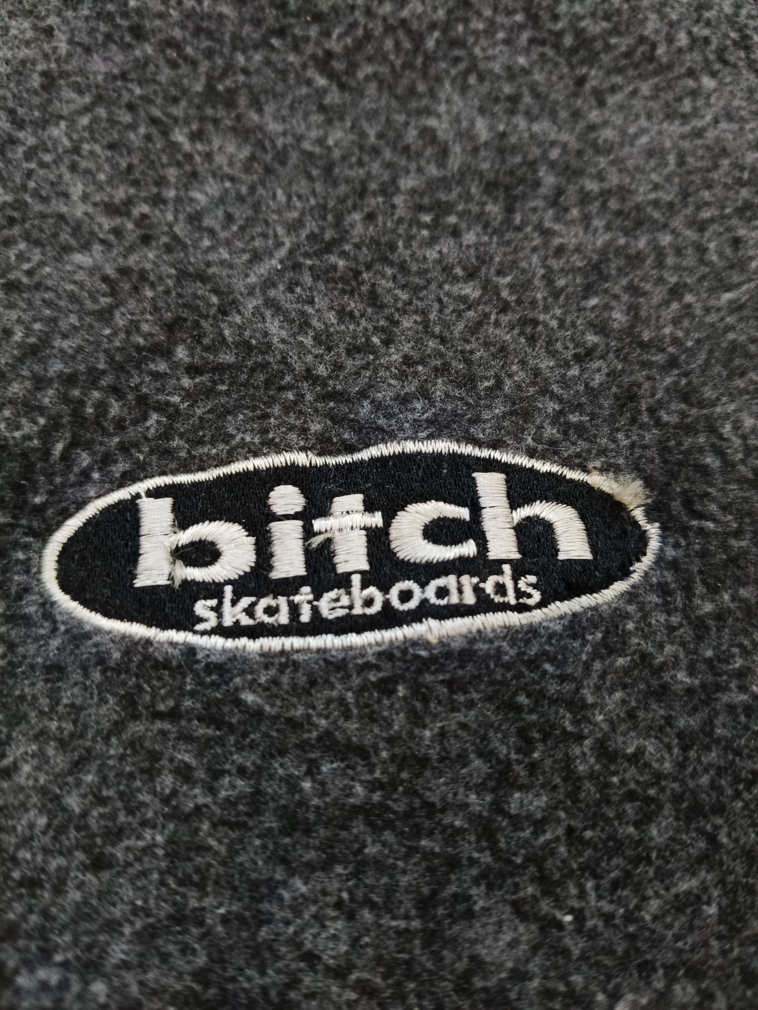 Japanese Brand × Powell Peralta Vintage Half Zipper Bitch Skateboards Size US L / EU 52-54 / 3 - 3 Thumbnail