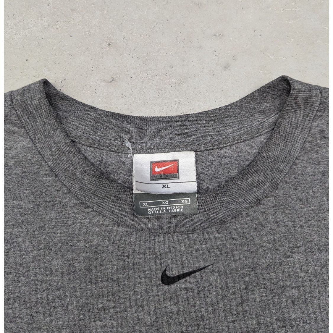 NBA × Nike Early 2000s Boston Celtics NBA Nike Team t-shirt Size US XL / EU 56 / 4 - 2 Thumbnail