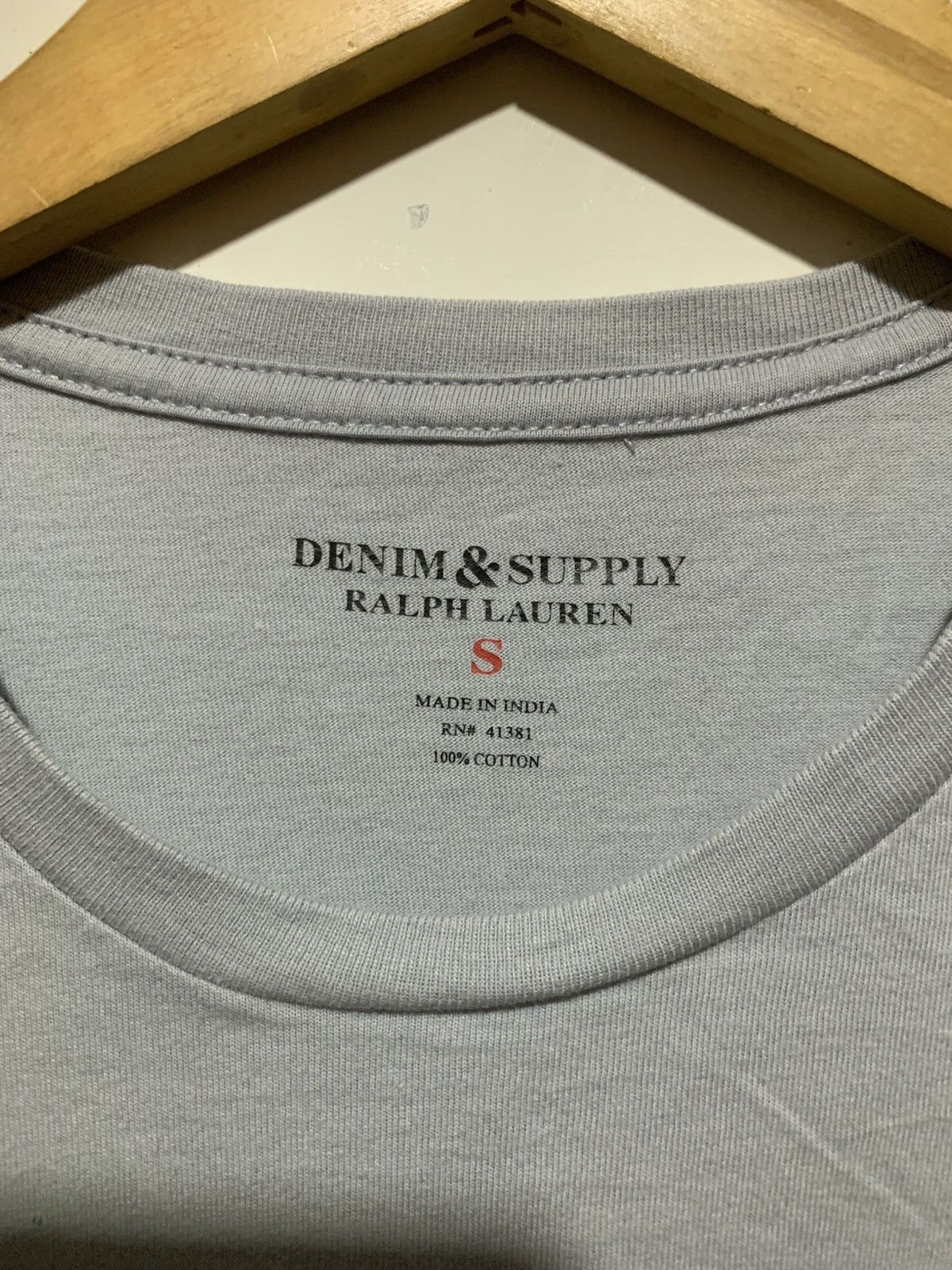 Polo Ralph Lauren Rare Polo Ralph Lauren Patch Logo Tee Shirt Size US S / EU 44-46 / 1 - 12 Thumbnail