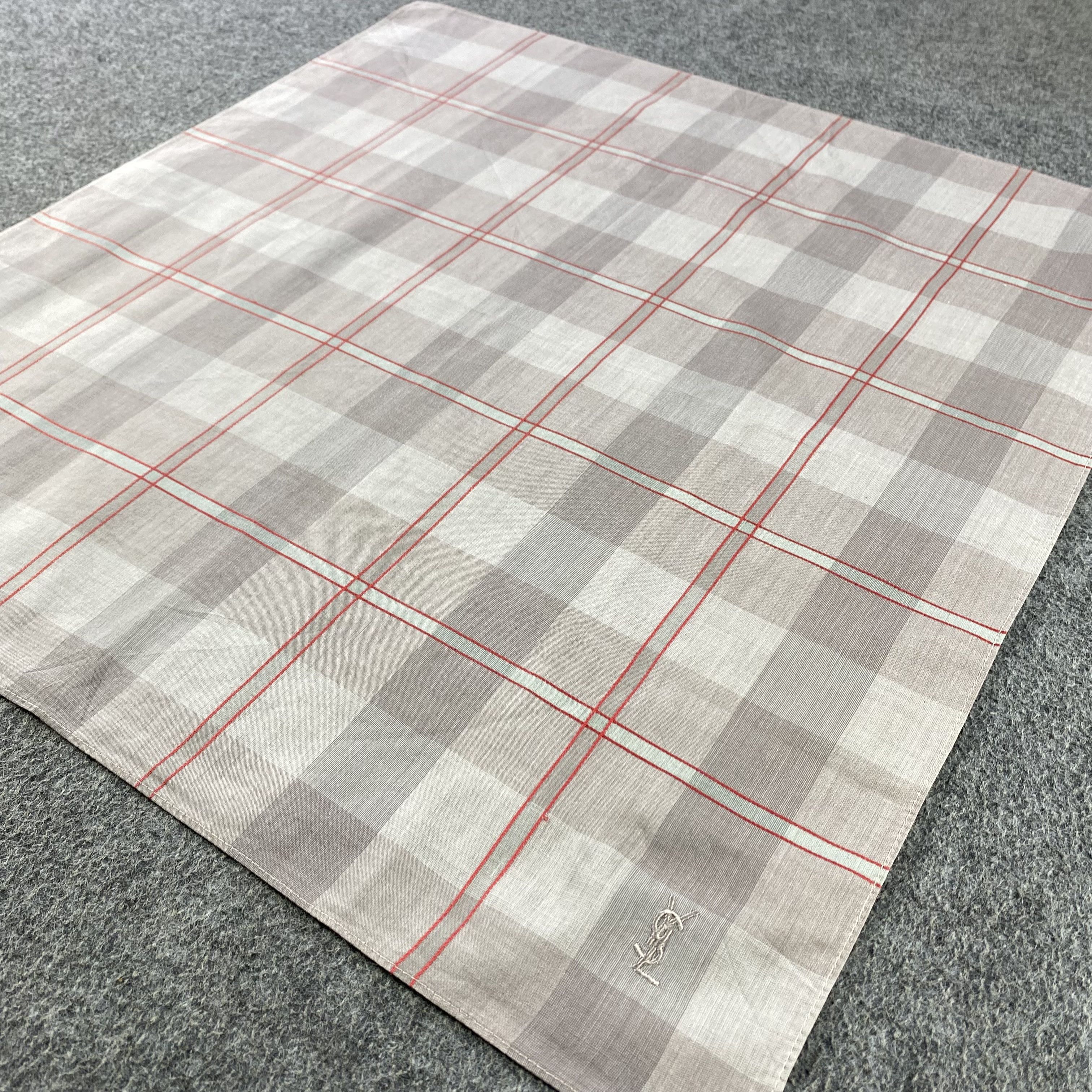 Vintage Yves Saint Lauren Handkerchief/Neckerchief/Bandana HC550 Size ONE SIZE - 3 Thumbnail
