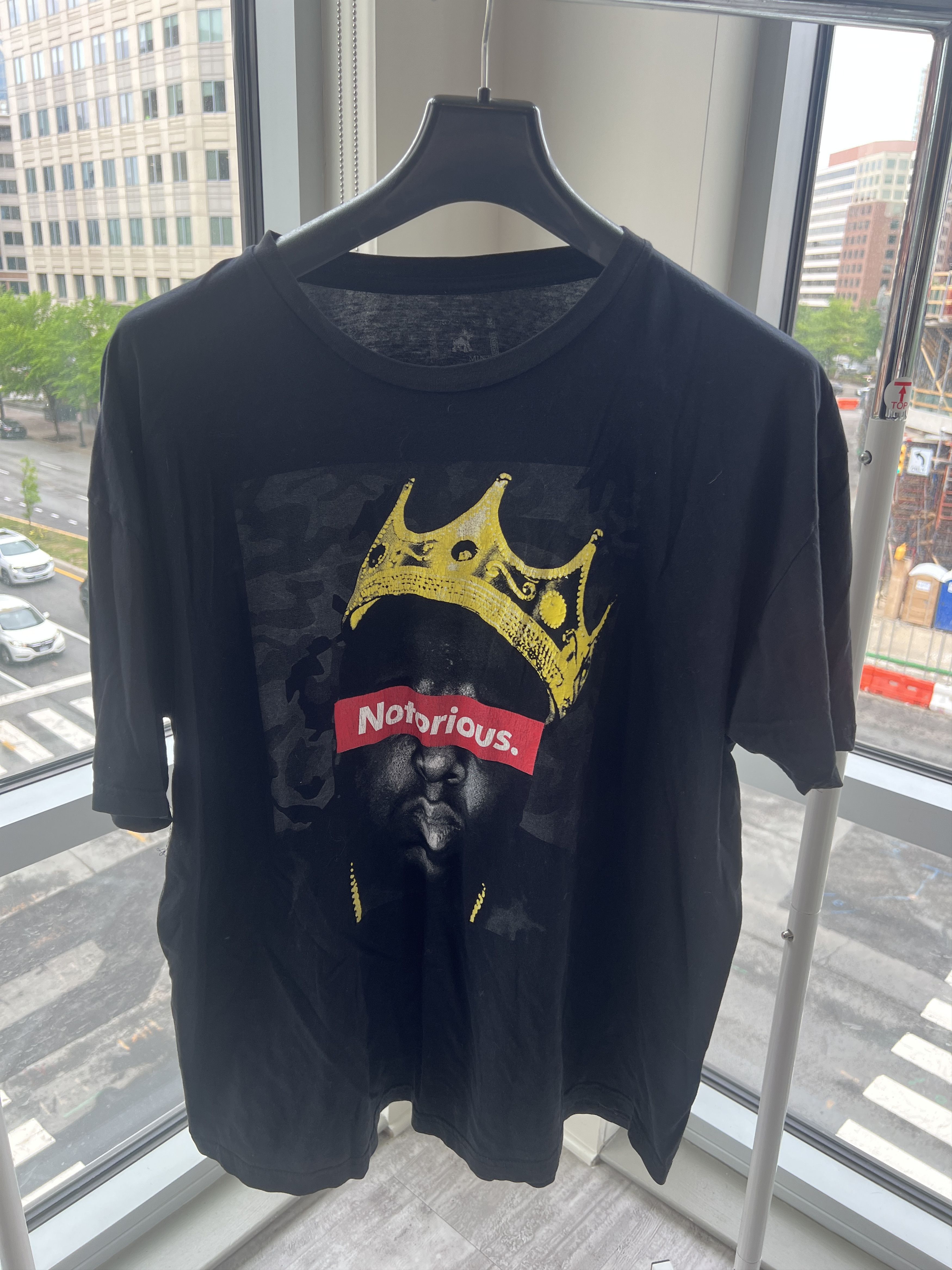 Other Mint Notorious BIG Biggie Smalls Crown Graphic T-Shirt Size US XXL / EU 58 / 5 - 1 Thumbnail