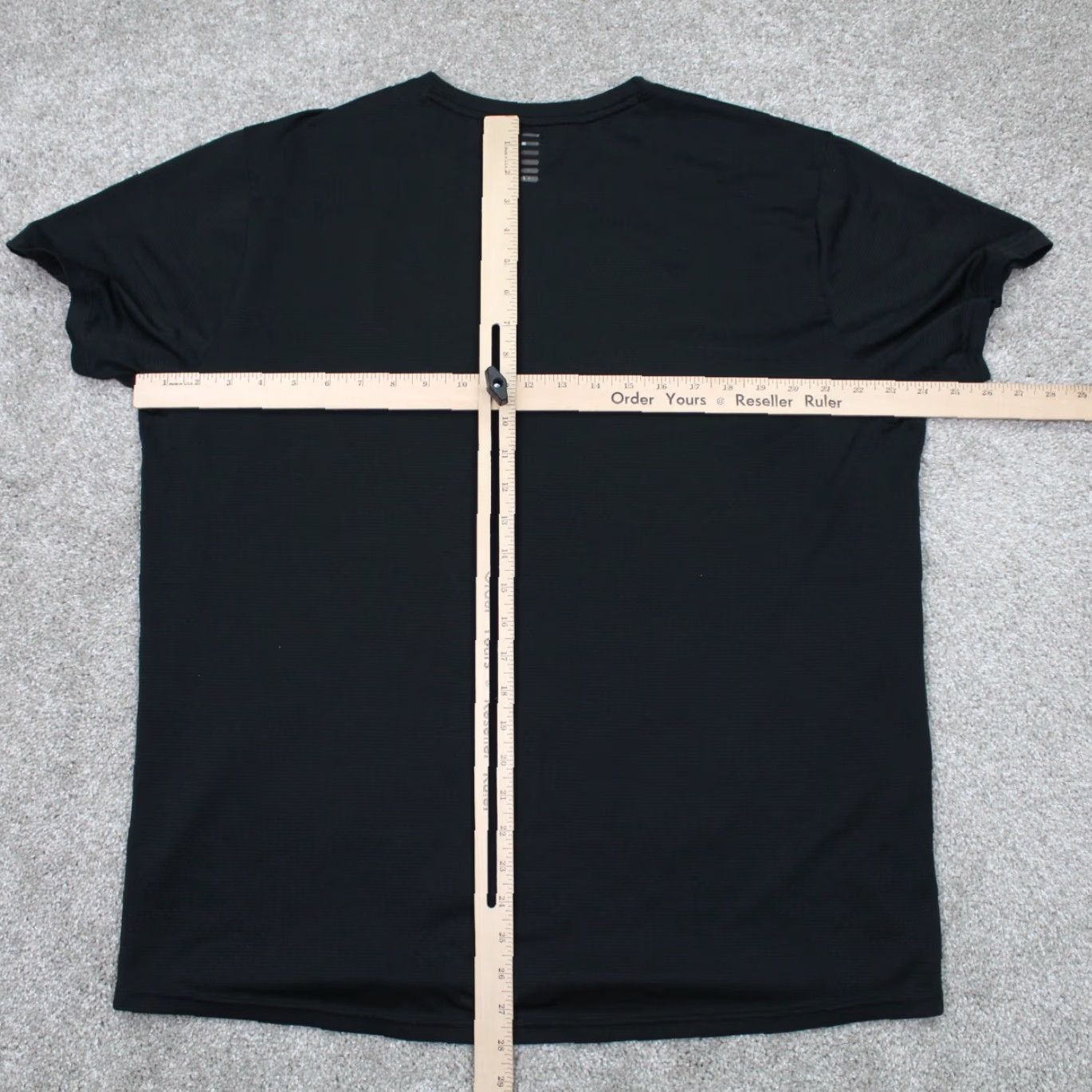 Under Armour Under Armour Run Shirt Mens XL Black UA Fitted HeatGear Short Sleeve Pullover Size US XL / EU 56 / 4 - 7 Thumbnail