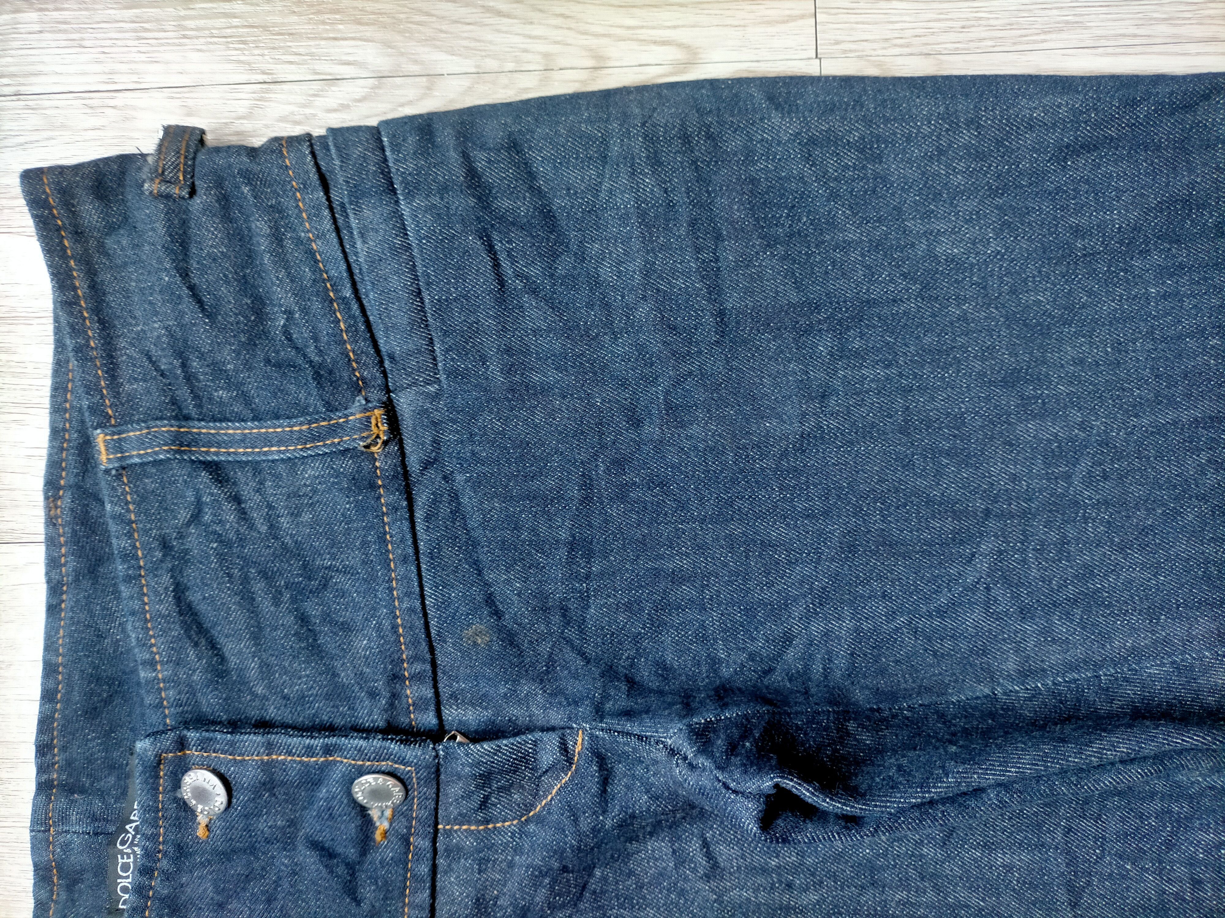 Dolce & Gabbana Dolce & Gabbana Flare Jeans Low rise Boot cut denim Size US 32 / EU 48 - 5 Thumbnail