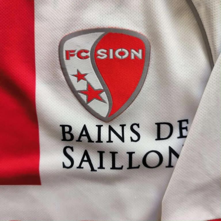 Errea FC Sion 2014-15 Errea home #9 football jersey size L Size US L / EU 52-54 / 3 - 3 Thumbnail