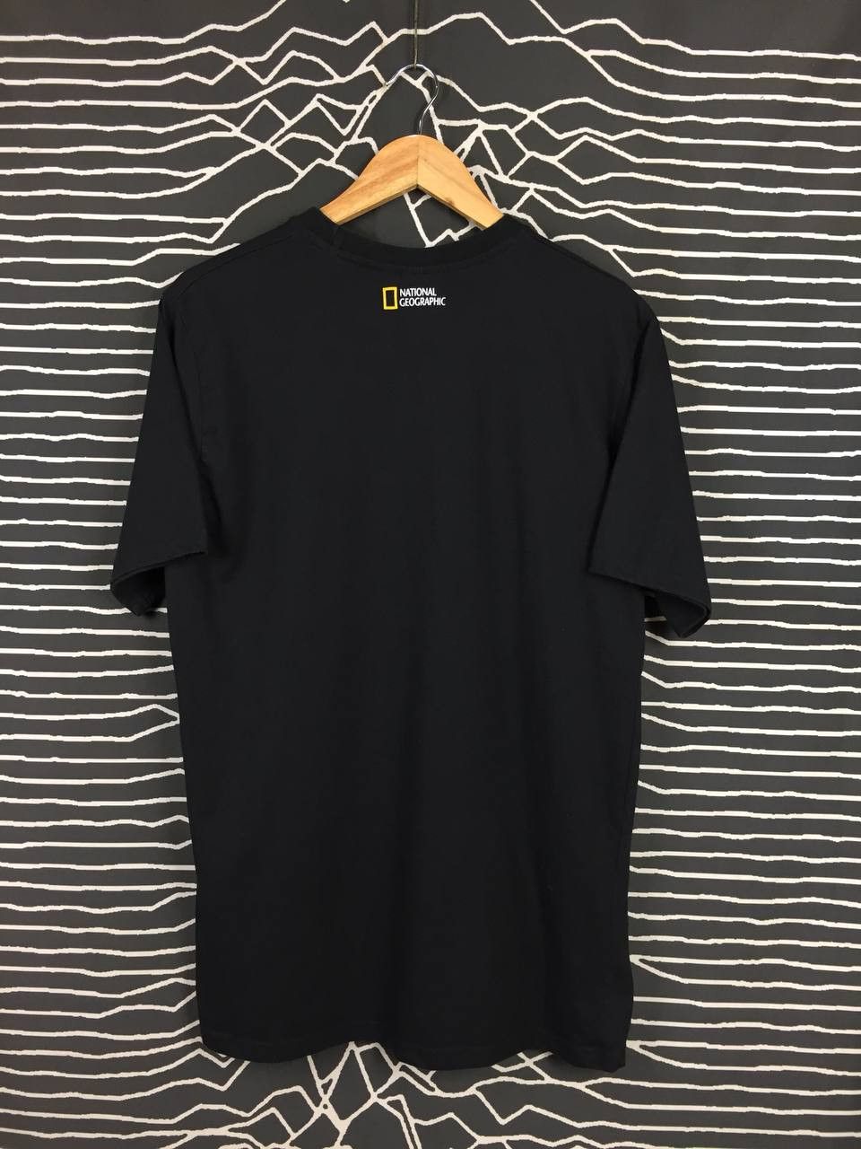 Vintage National Geographic Television Channel Big Logo Tee Size US M / EU 48-50 / 2 - 5 Thumbnail