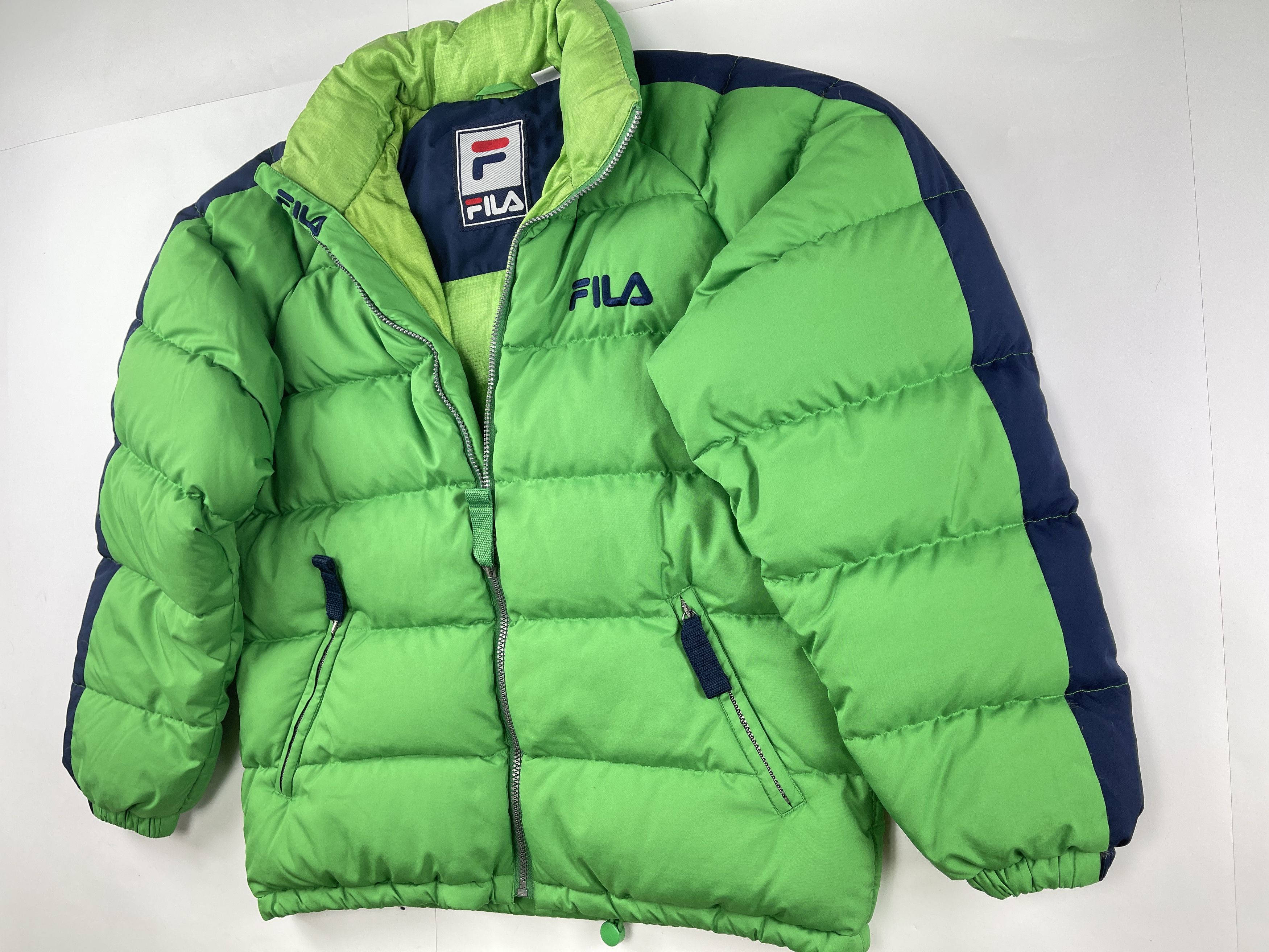 Fila Fila puffer jacket, 90s hip hop, 1990s skater Y2K size S Size US S / EU 44-46 / 1 - 4 Thumbnail