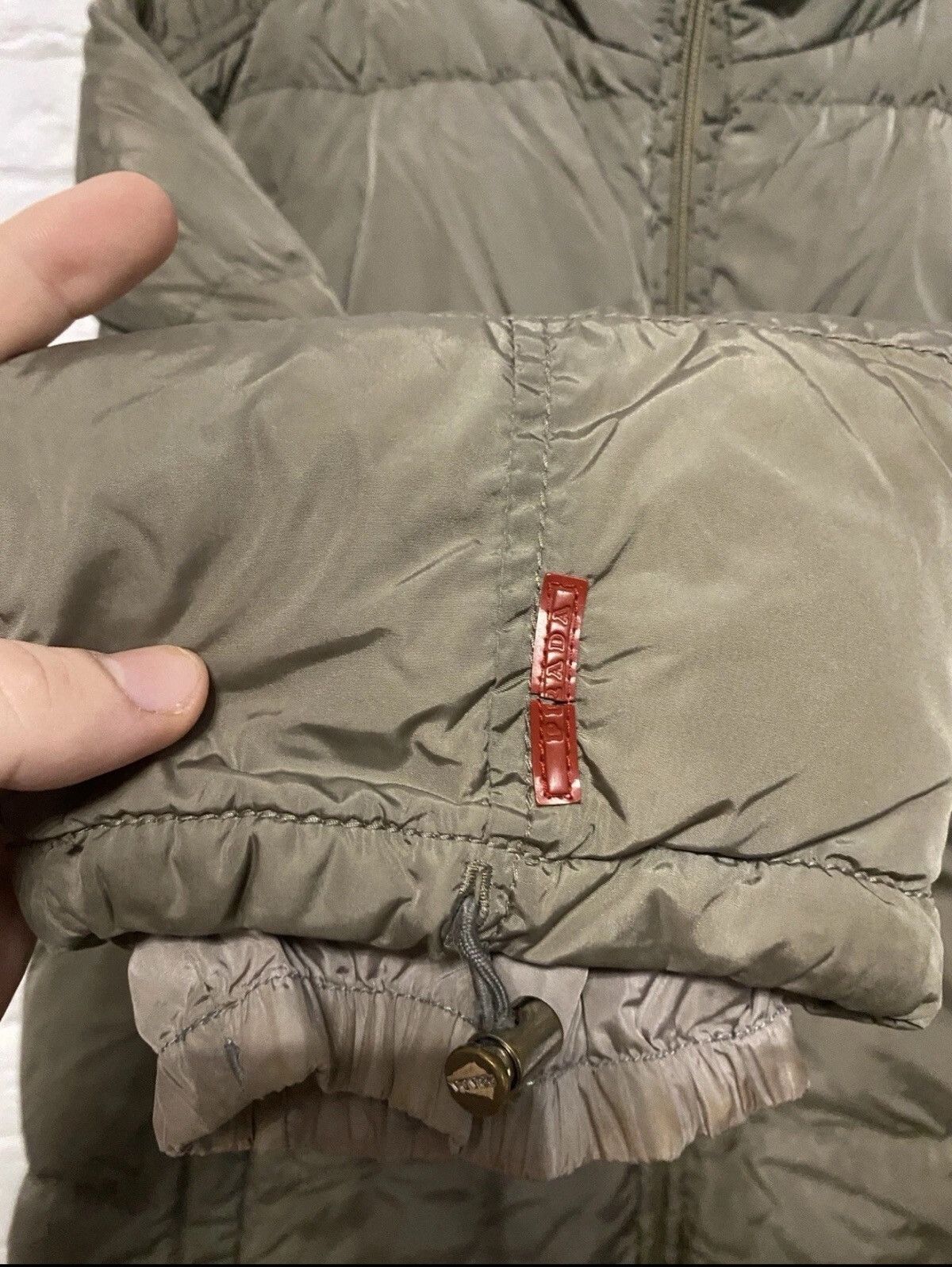 Prada Vintage Nylon Prada Ski Puffer Jacket Red Tab Sz M Size US M / EU 48-50 / 2 - 2 Thumbnail