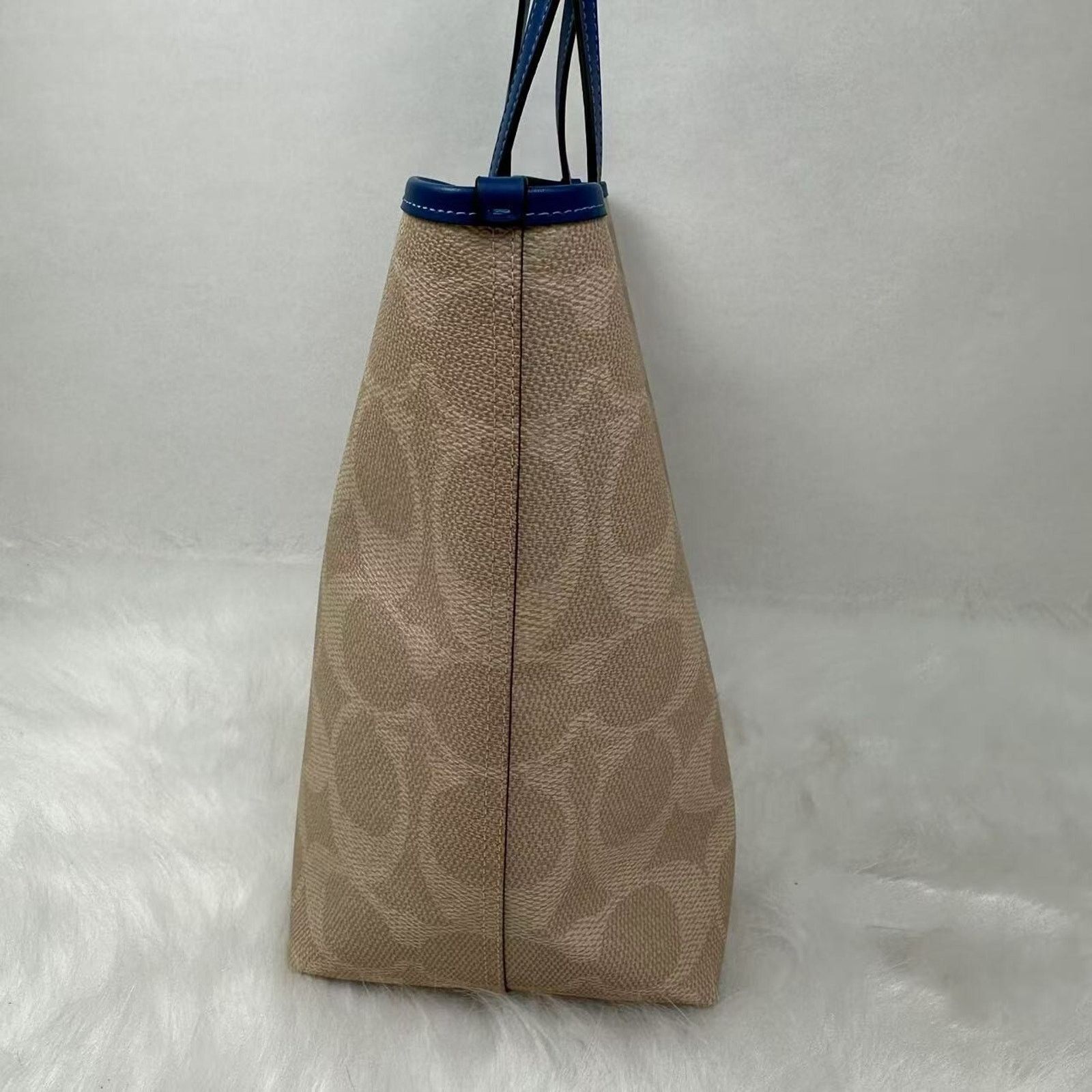 Coach Coach City Tote Sig Canvas W Coach Graphic Sand/Blue NWT Size ONE SIZE - 4 Thumbnail