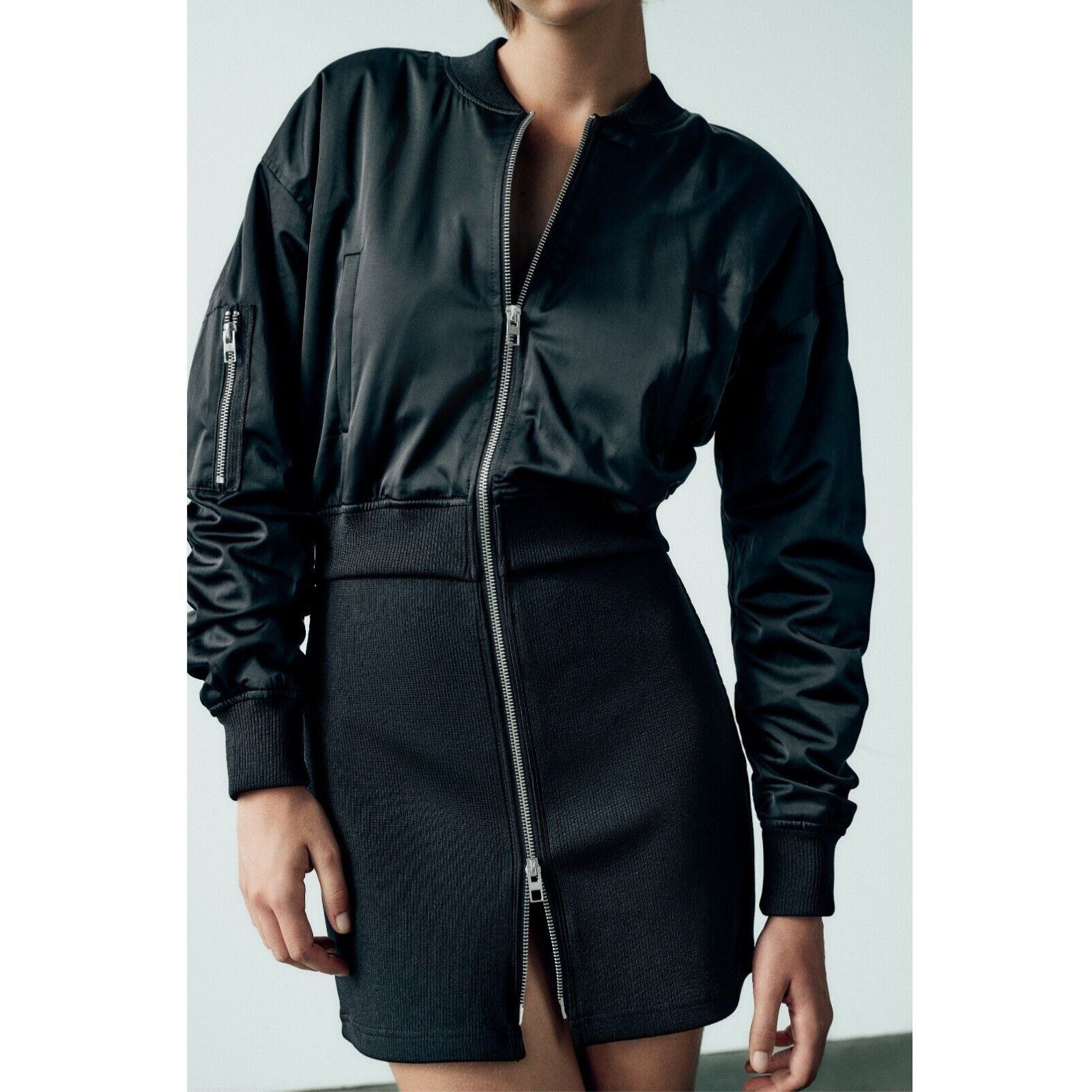 Zara Zara Mini Quilted Bomber Effect Zip Dress Black Medium Size M / US 6-8 / IT 42-44 - 2 Thumbnail