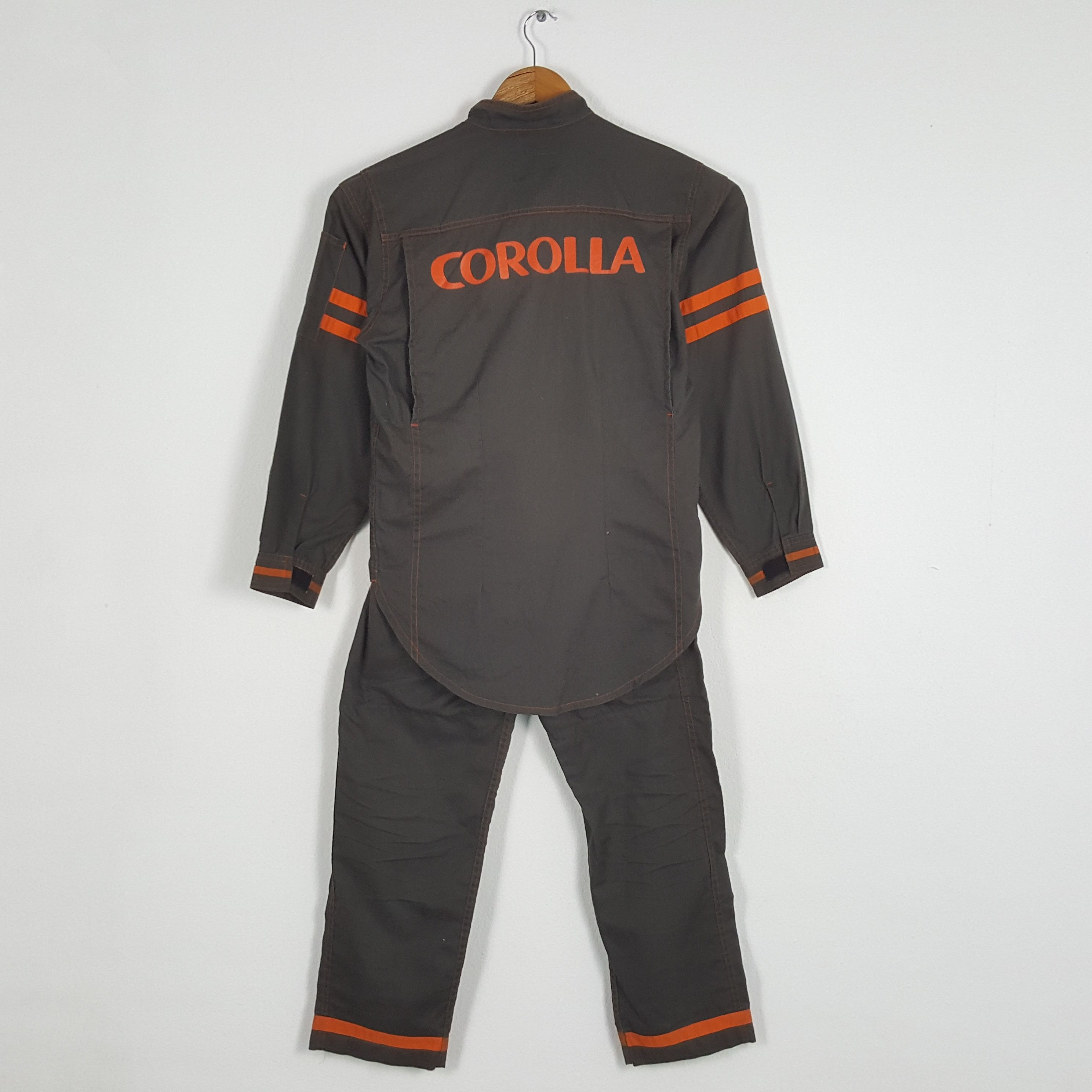 Vintage Vintage TOYOTA Japanese Motorsports Uniform Set Shirt Jacket Size US S / EU 44-46 / 1 - 1 Thumbnail