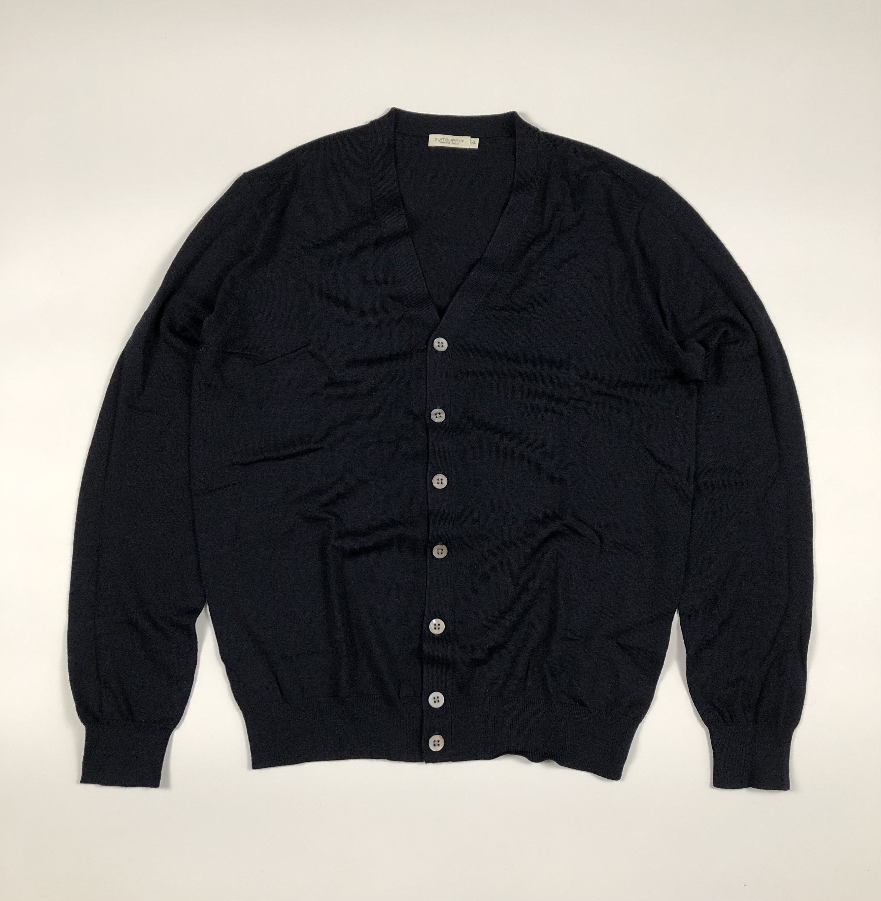 Suitsupply Suitsupply V-Neck Merino Wool Cardigan Size US XL / EU 56 / 4 - 1 Thumbnail