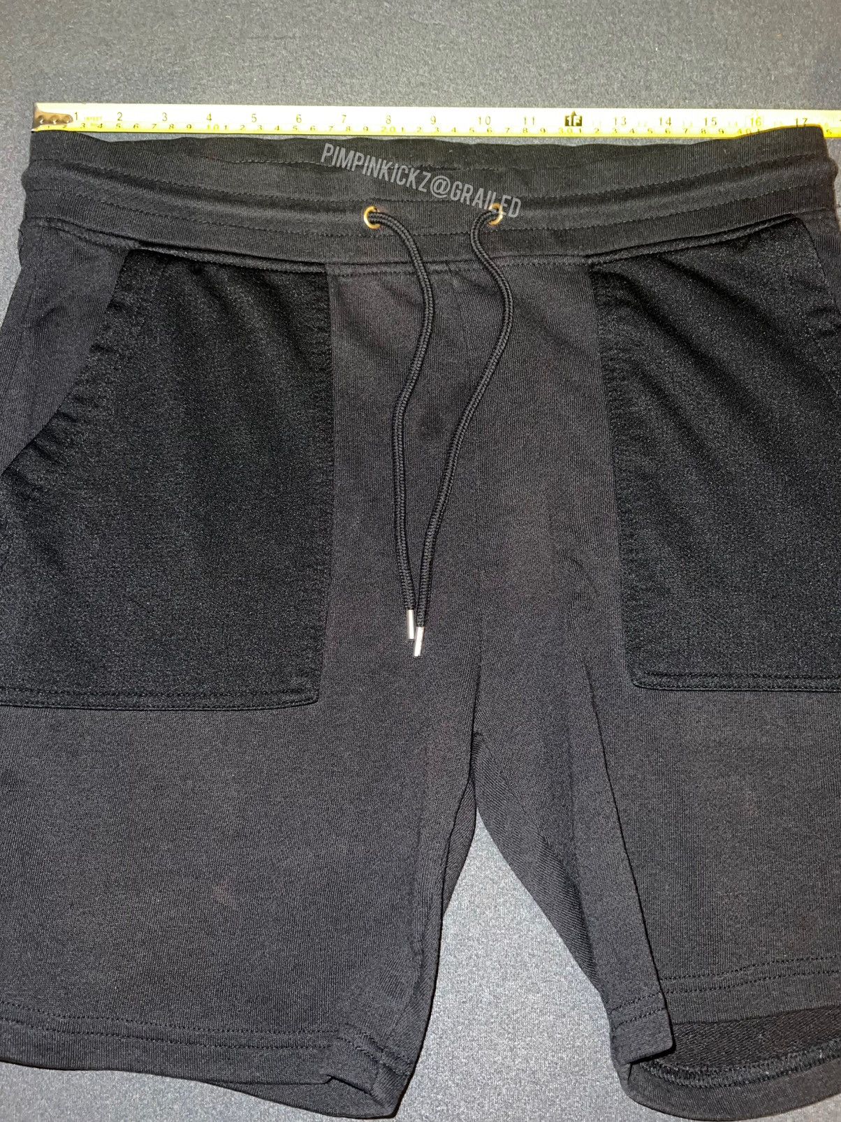 Forever 21 Mens Forever 21 black shorts (M) Size US 34 / EU 50 - 3 Thumbnail