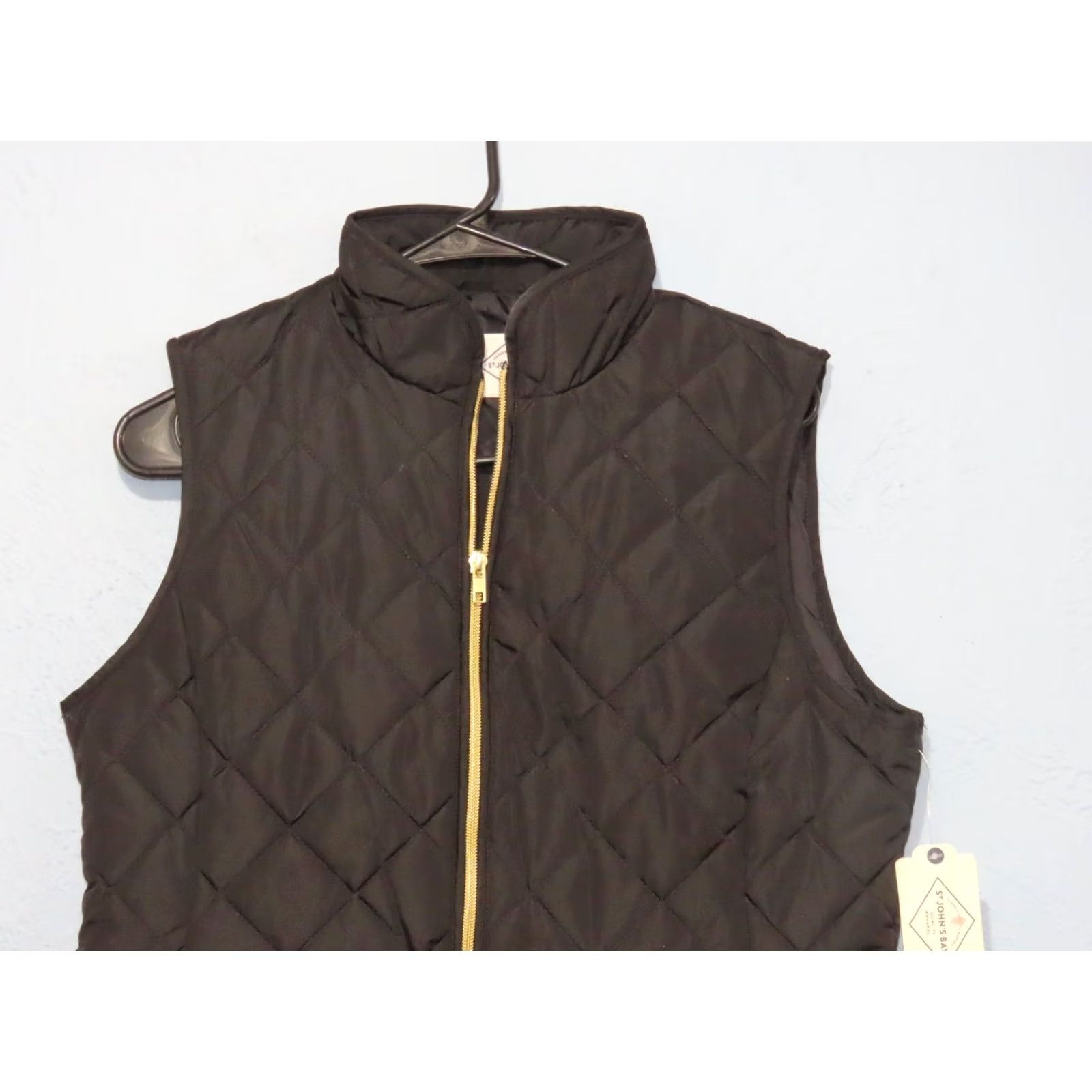 Vintage St. John’s Bay Women’s Black Quilted Full Zip Puffer Vest Size M Size M / US 6-8 / IT 42-44 - 3 Thumbnail