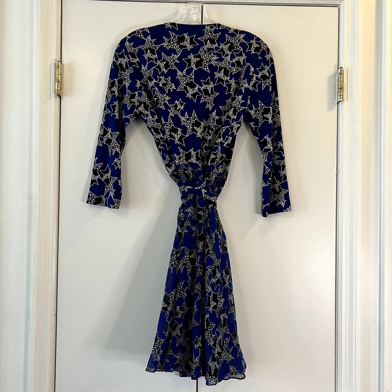 Diane von Furstenberg DVF Diane von Furstenberg Irina Silk Wrap Dress Blue Star Size M / US 6-8 / IT 42-44 - 9 Thumbnail
