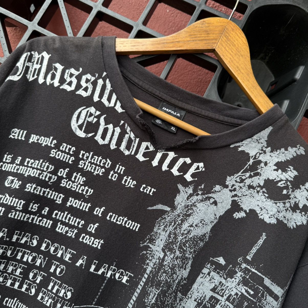 Japanese Brand Vintage Y2K Impala Wording Graphic Street Faded Tee Size US XL / EU 56 / 4 - 7 Thumbnail