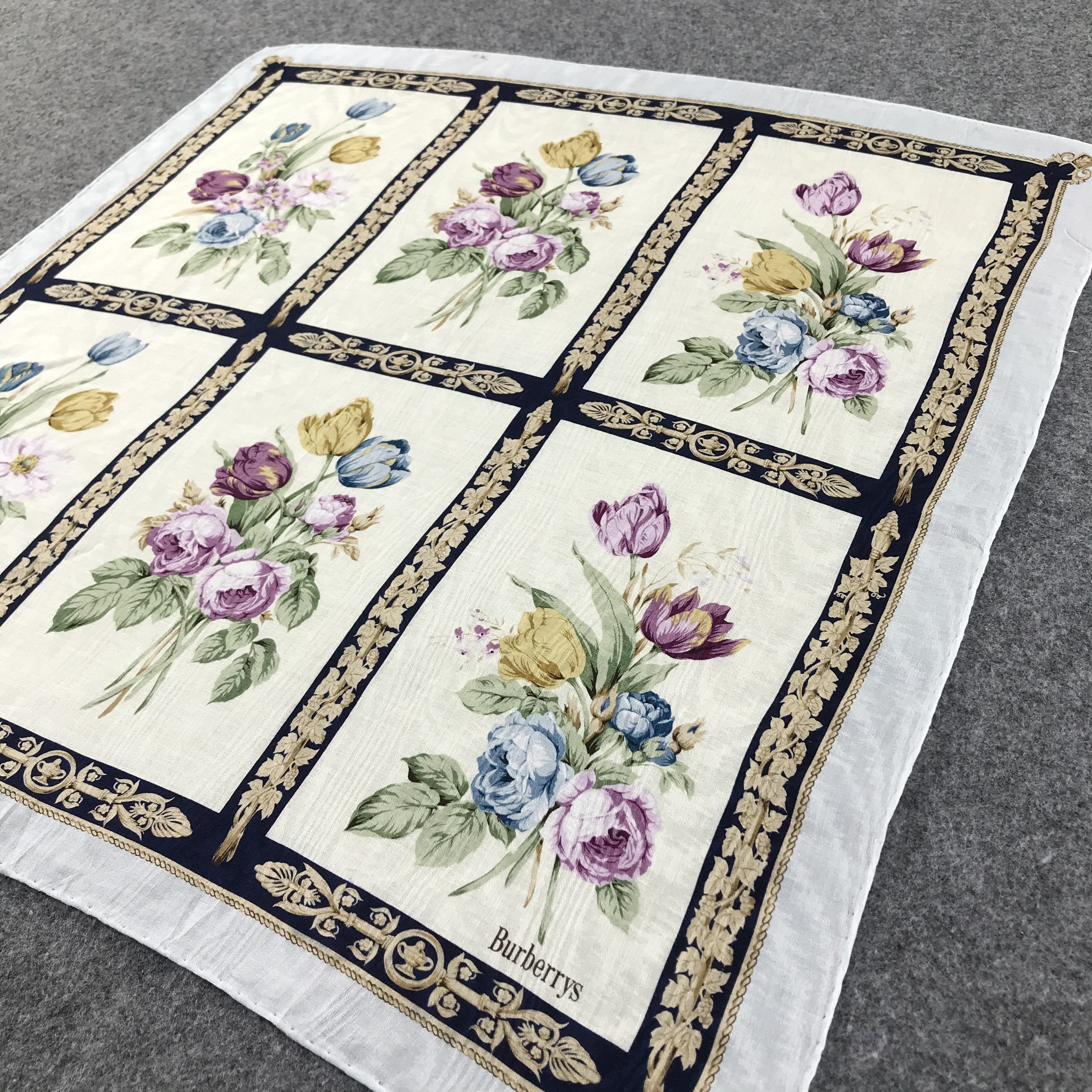 Burberrys Floral Handkerchief Neckerchief Bandana H445