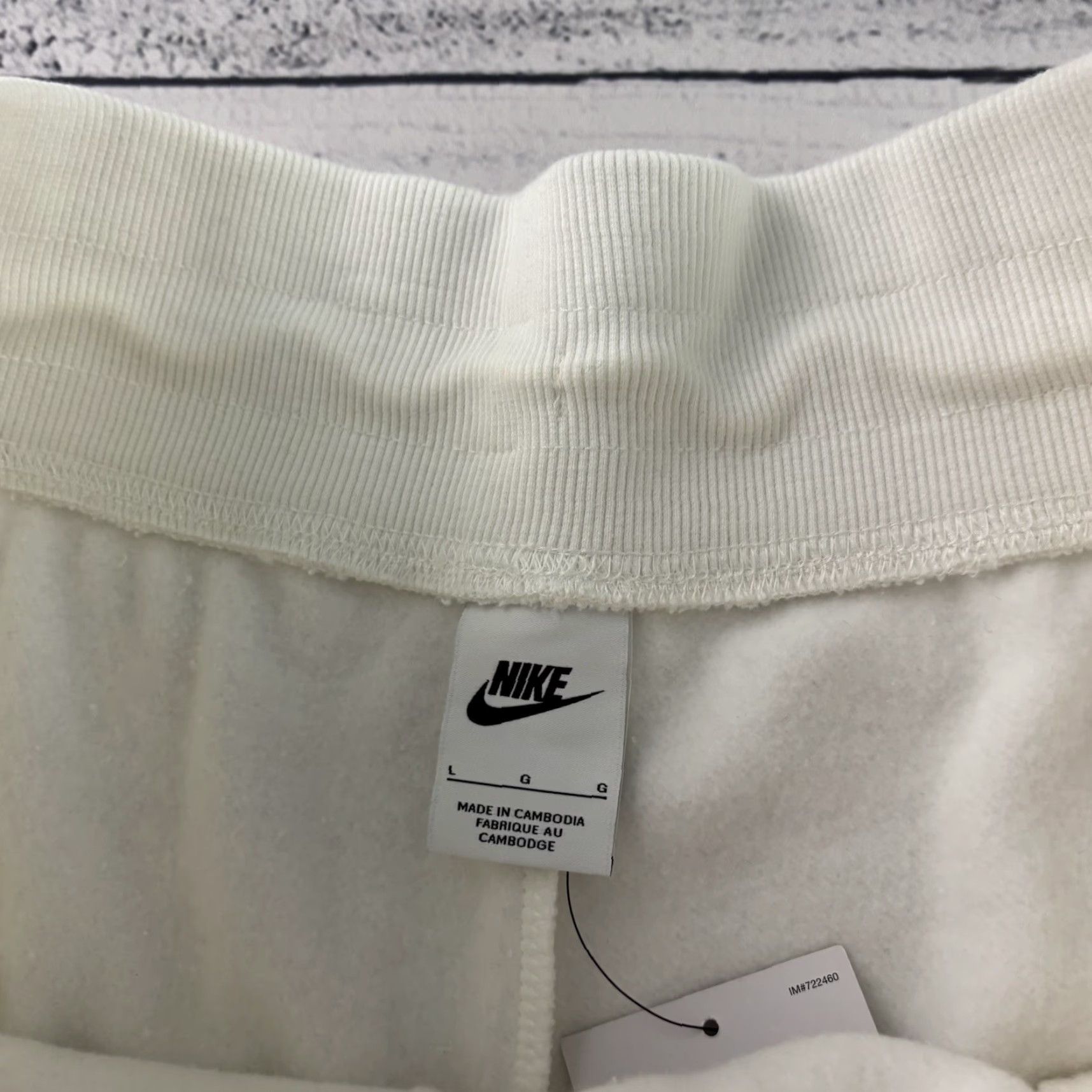 Nike Nike Sweatpants Womens Large White Loose Fit High Rise Size 36" / US 14 / IT 50 - 4 Thumbnail