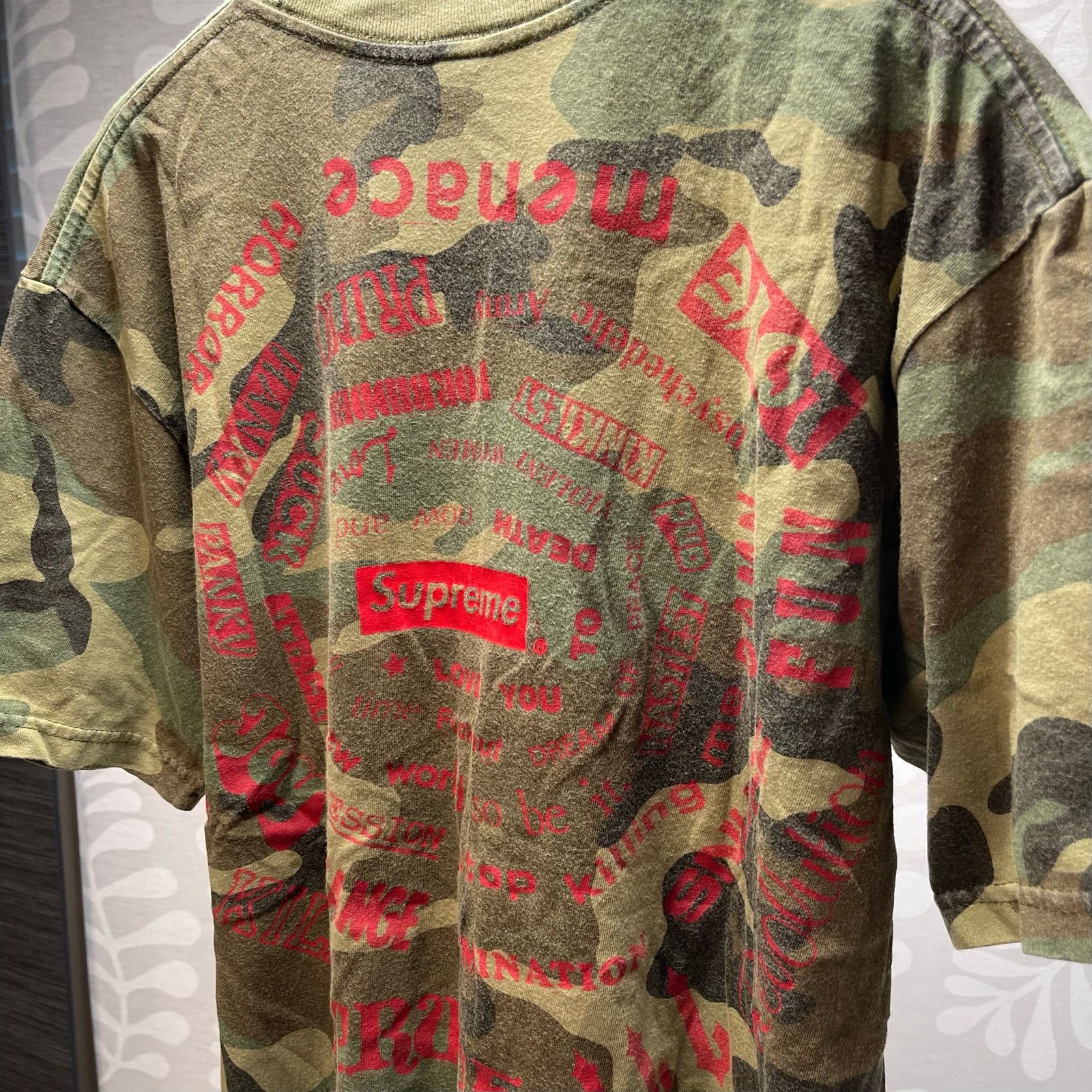 Supreme SS21 Supreme Spiral Tee Woodland Camo Graphic T-Shirt size M Size US M / EU 48-50 / 2 - 6 Thumbnail