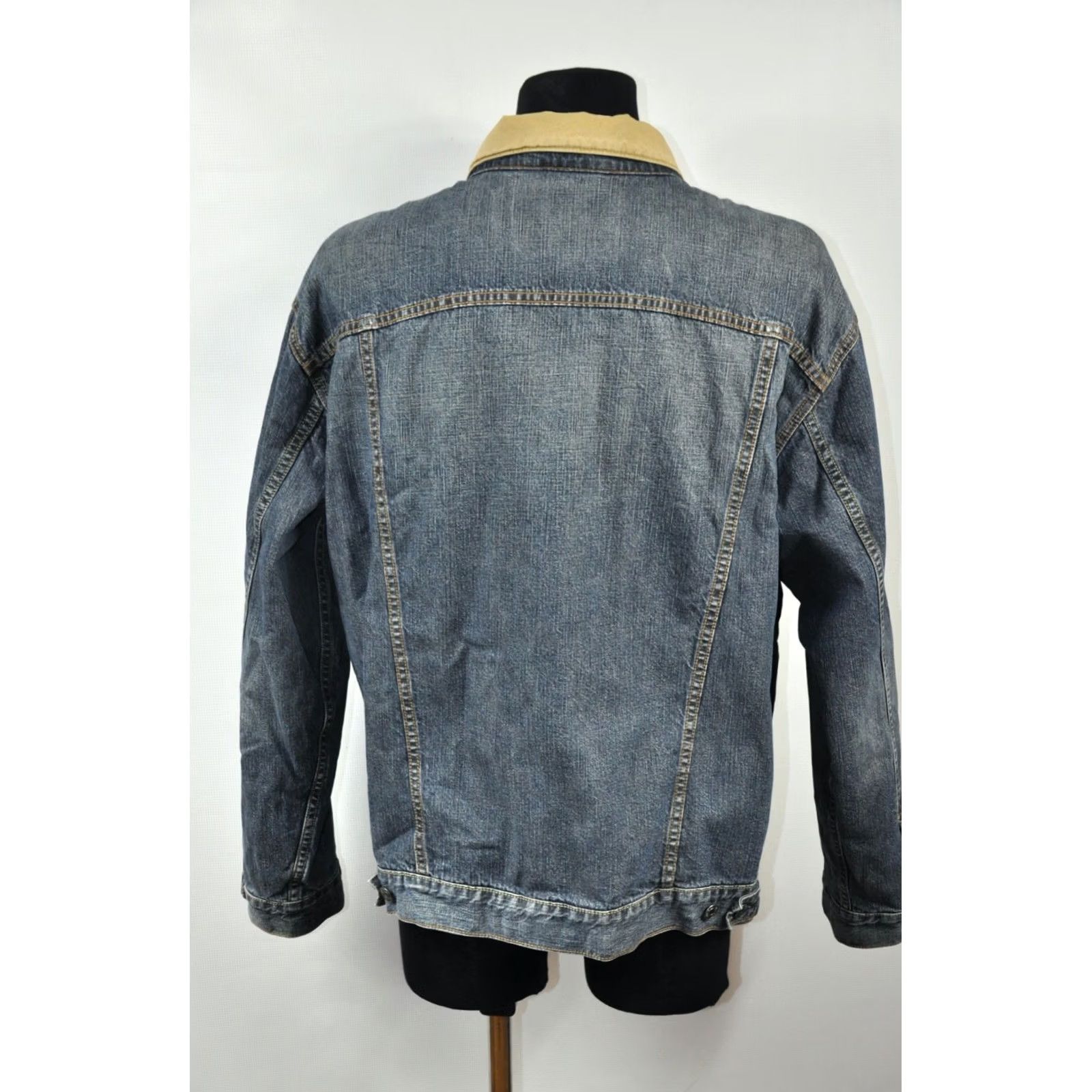 Levi's Levi's Jacket Denim 70518 XL Cotton Lined Vintage? No. 70518 XL Denim Jacket Men Large Blue Outdoor Casual 70518 XL Levi's Jeans Jacket Size US XL / EU 56 / 4 - 3 Thumbnail